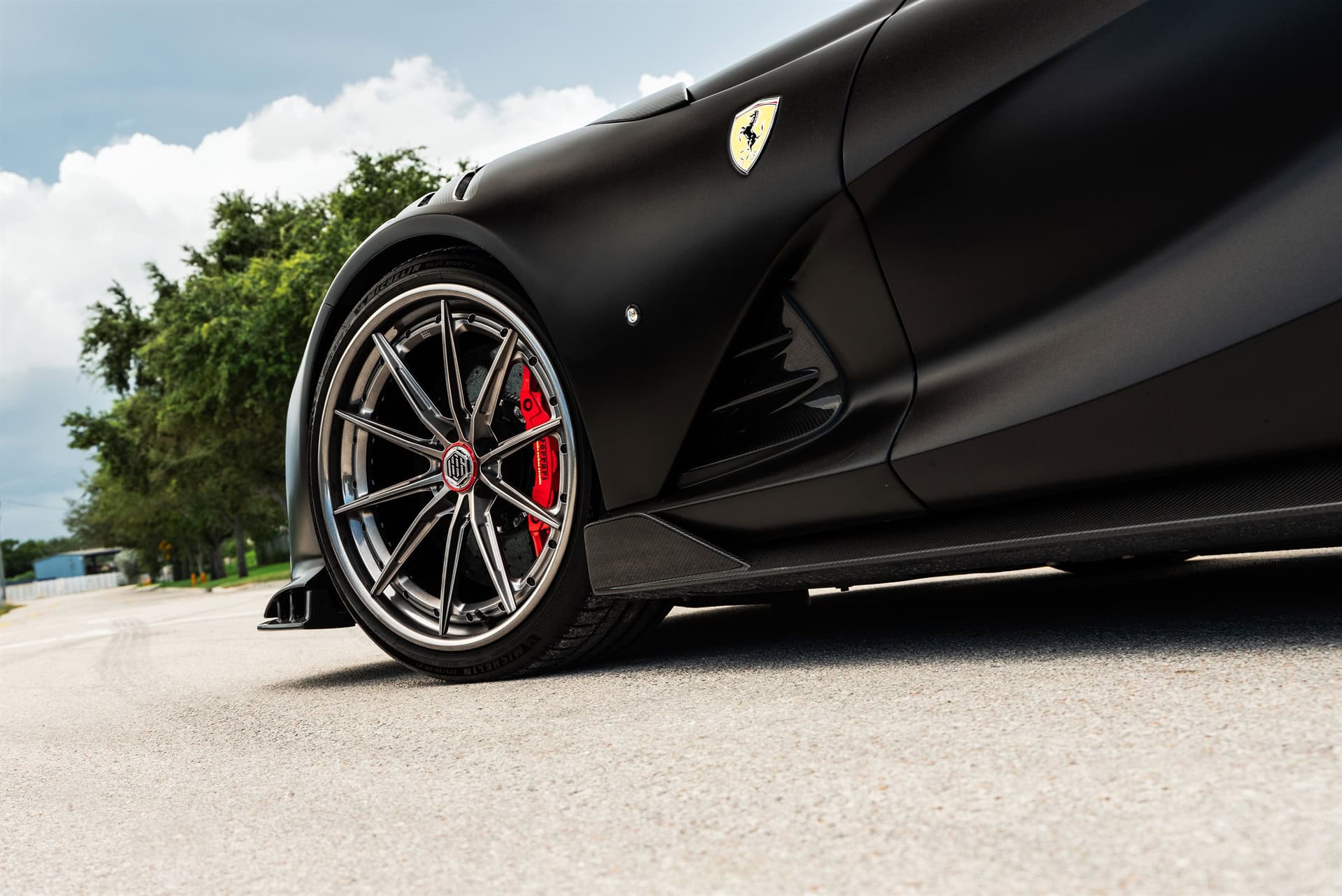 Duke Dynamics 812 | Nero Daytona | on 1886 G-010 | Polished Smoke | Duke Dynamics FEROCE Kit