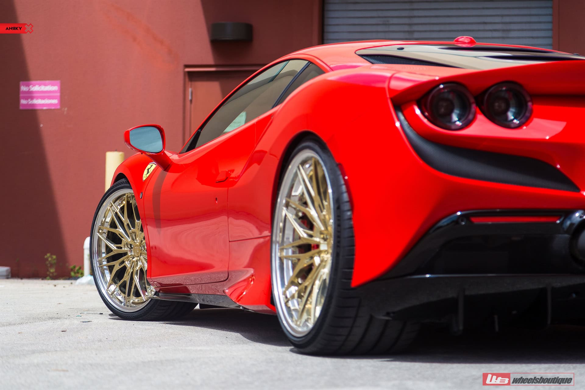 FERRARI F8 TRIBUTO ON ANRKY S3-X1