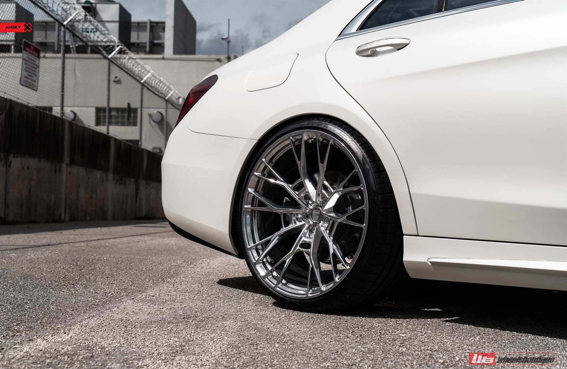 MERCEDES-BENZ W222 S560 ON ANRKY S1-X5