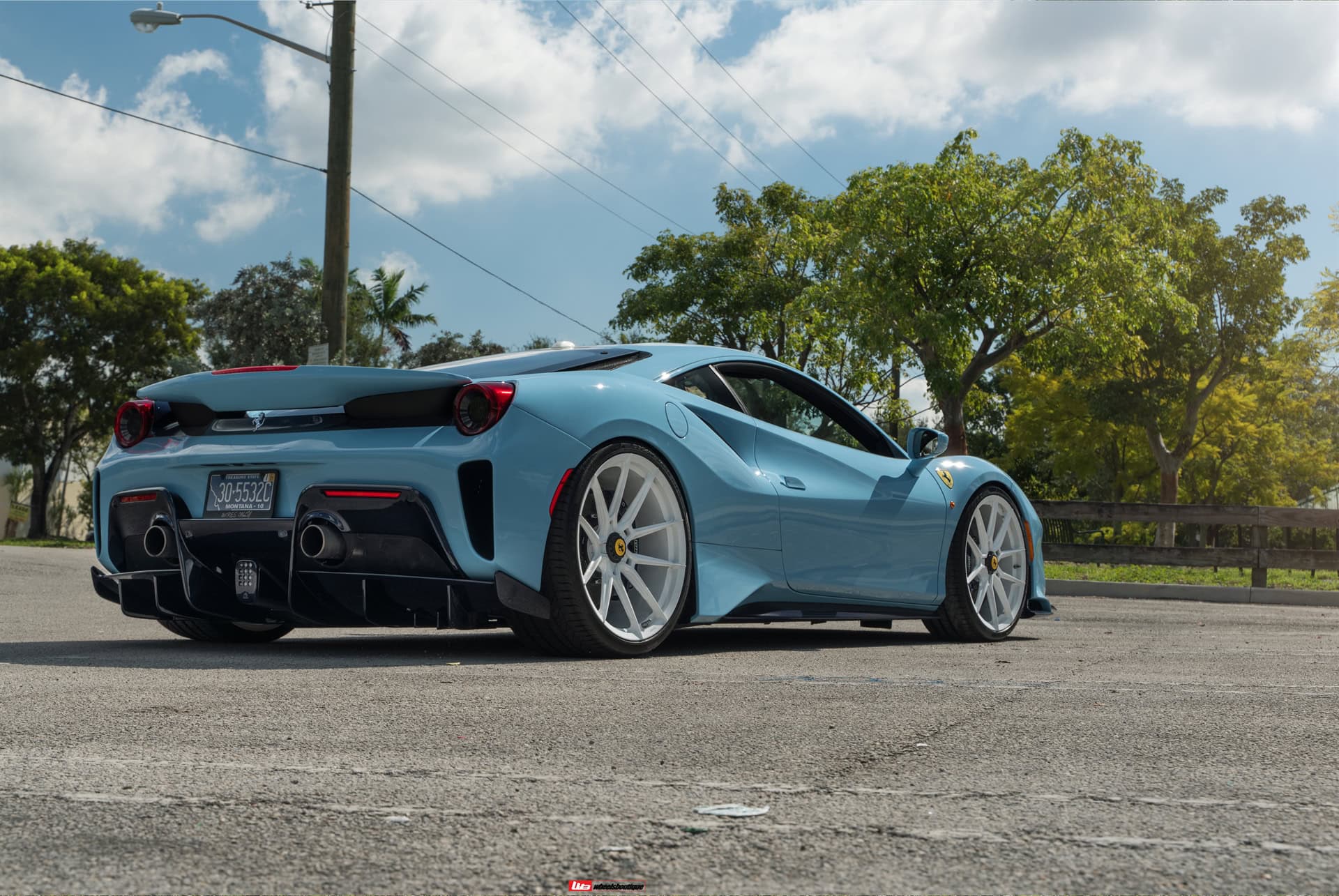 Ferrari 488 Pista | Azzuro La Plata | Novitec NF10 ZV | Gloss White