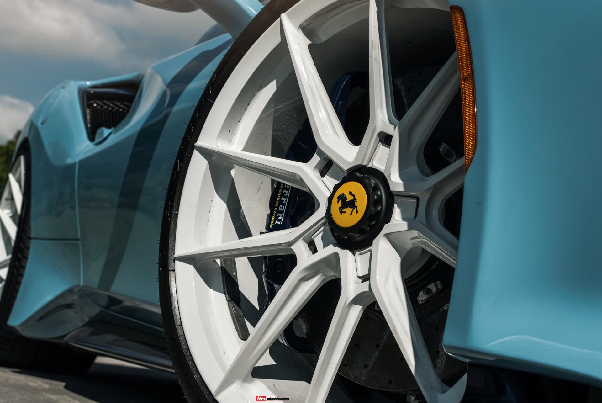 Photo 22 of Ferrari 488 Pista | Azzuro La Plata | Novitec NF10 ZV | Gloss White