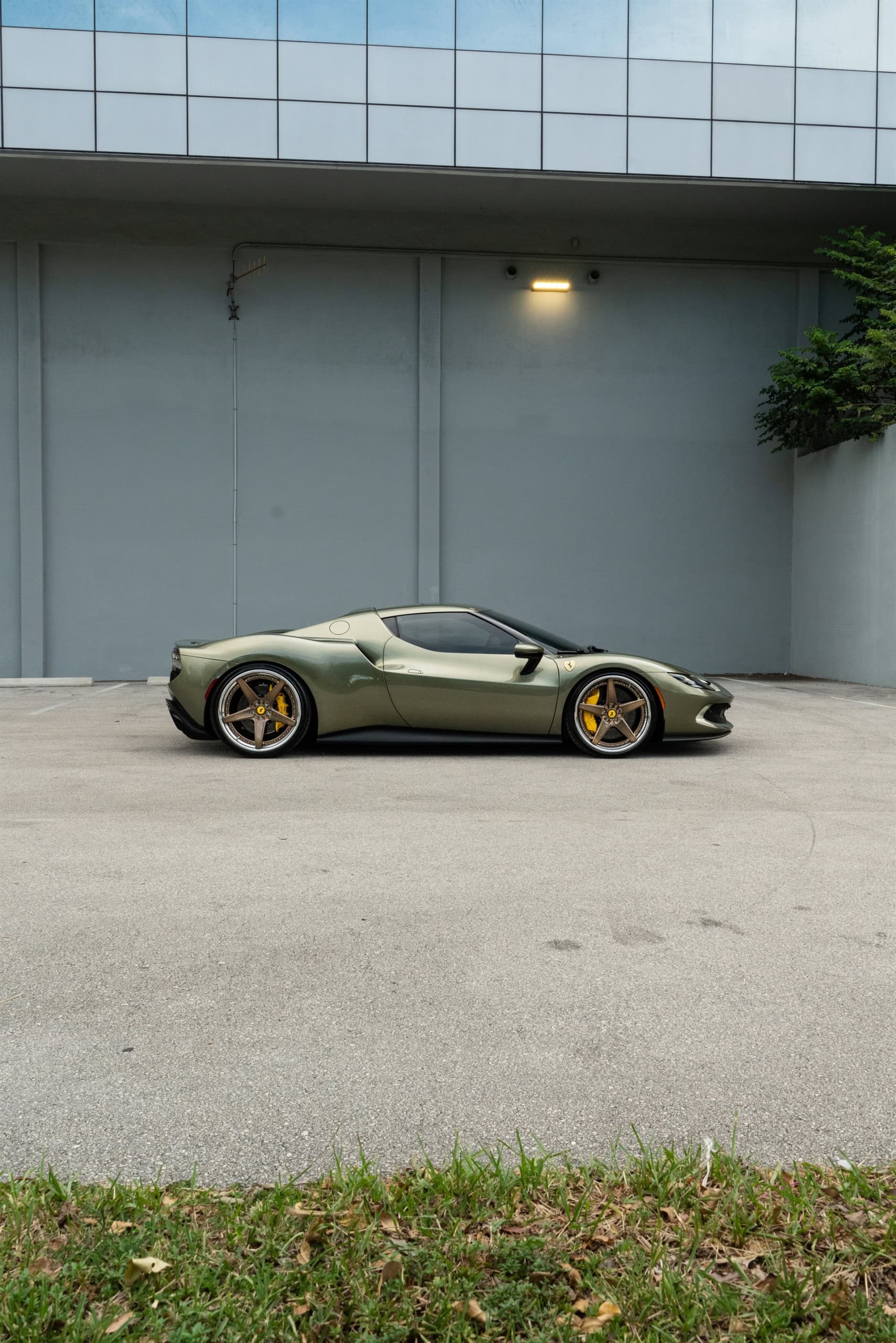 Photo 47 of Ferrari 296 GTB | Verde Mansoni | on ANRKY RS5.3 | Mirror Polished Champagne