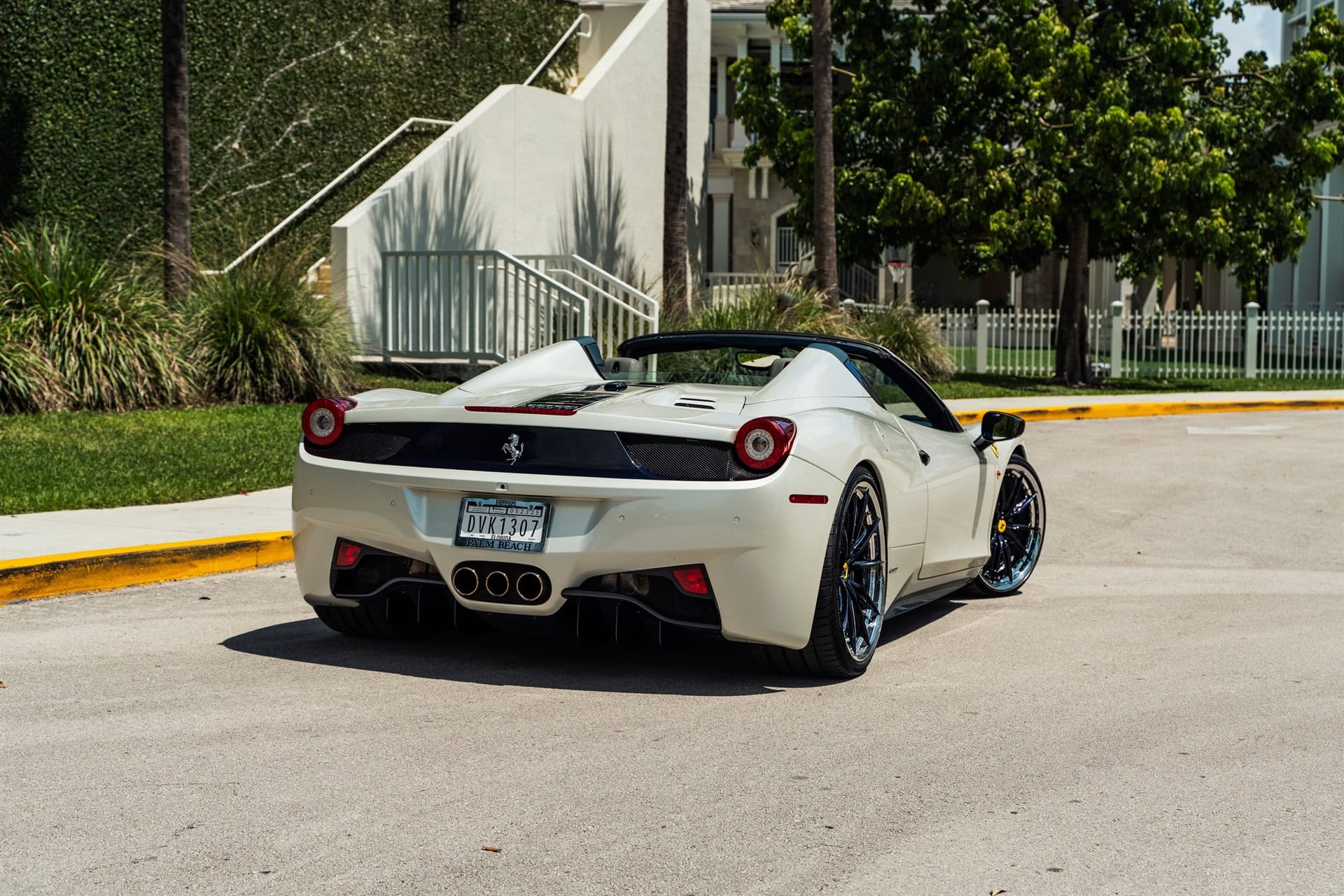 Ferrari 458 on HRE S104SC