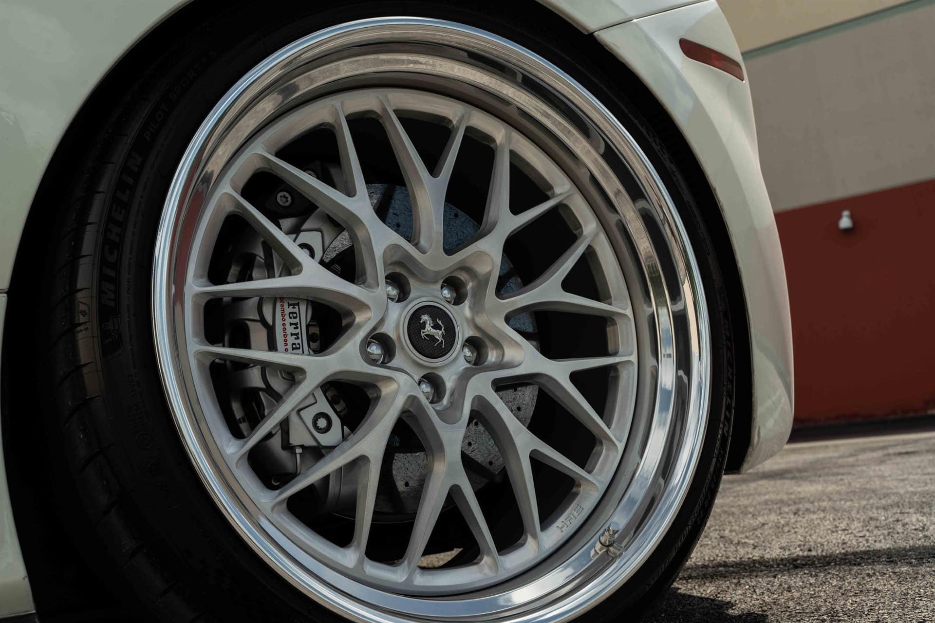 Ferrari 488 GTB | Bianco Fuji | on HRE 520 FMR | Brushed Clear