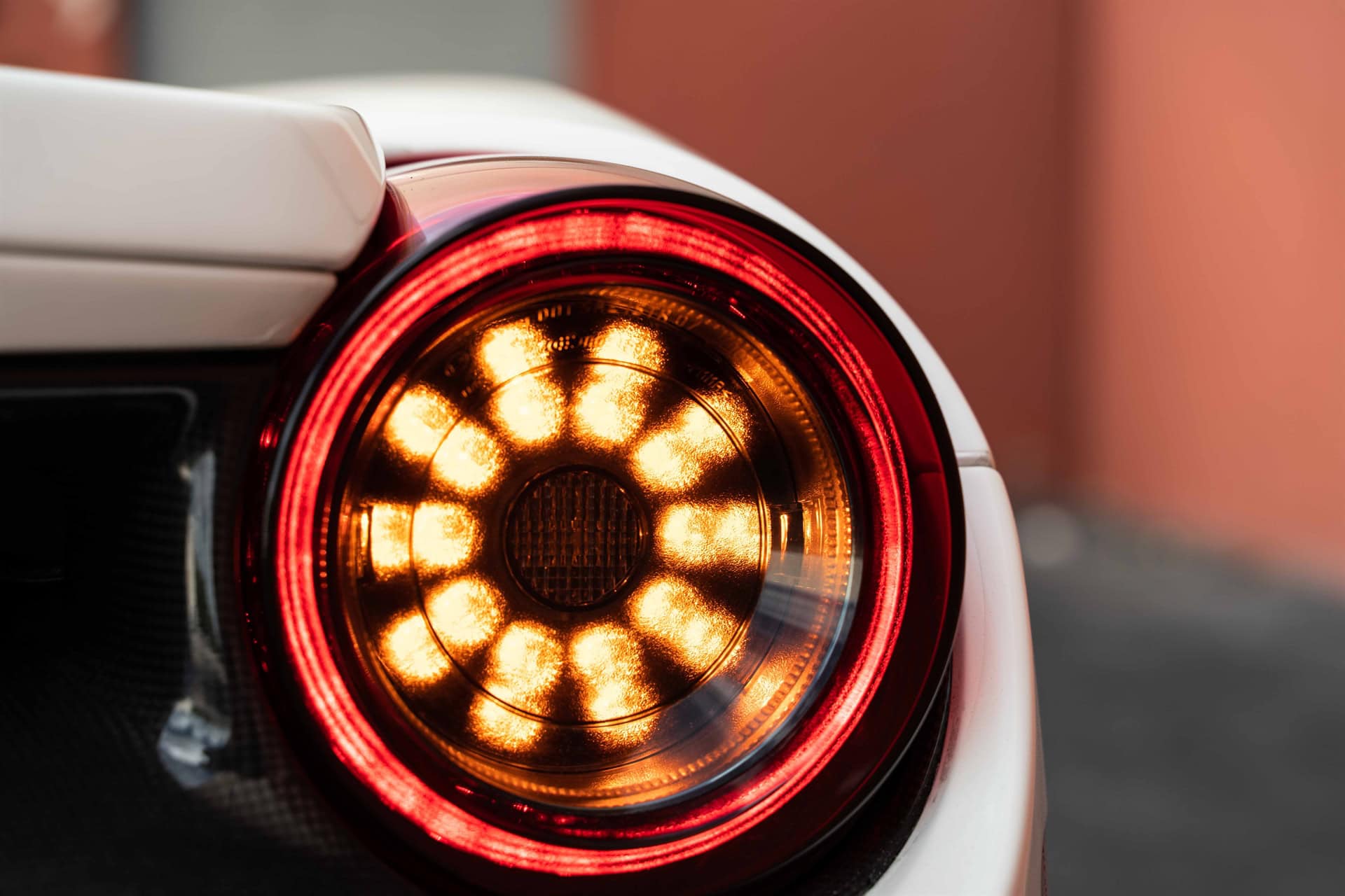 Photo 23 of Ferrari 488 GTB | Bianco Fuji | on HRE 520 FMR | Brushed Clear