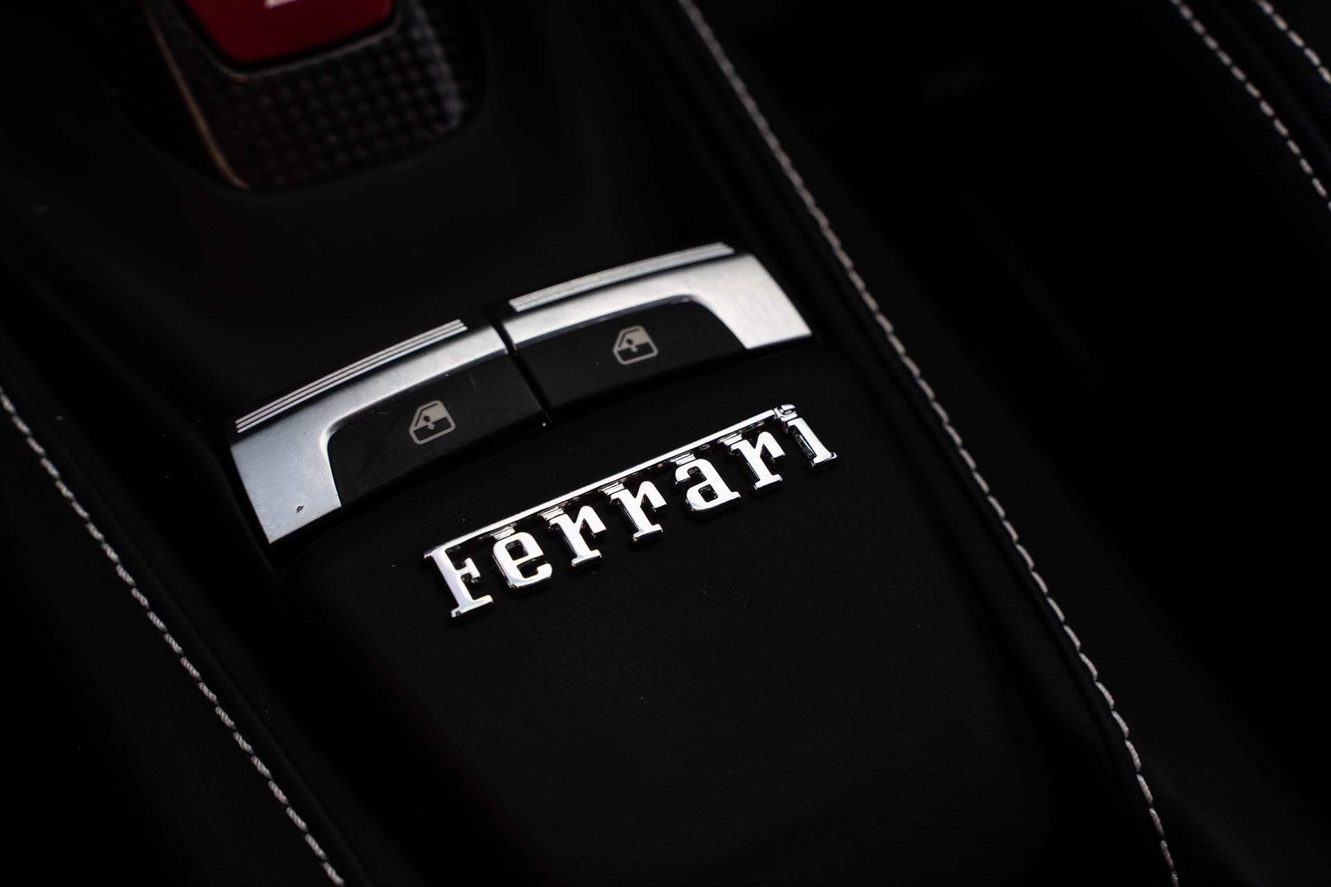 Photo 25 of Ferrari 488 GTB | Bianco Fuji | on HRE 520 FMR | Brushed Clear