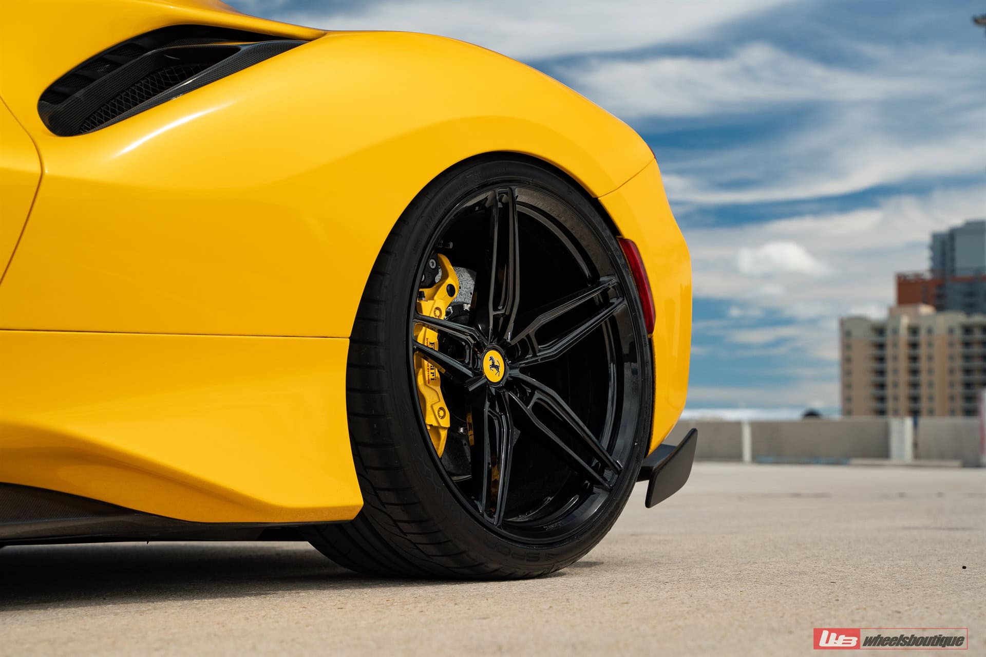 Photo 22 of Ferrari 488 Pista | Giallo Modena | On ANRKY AN17 | Gloss Black