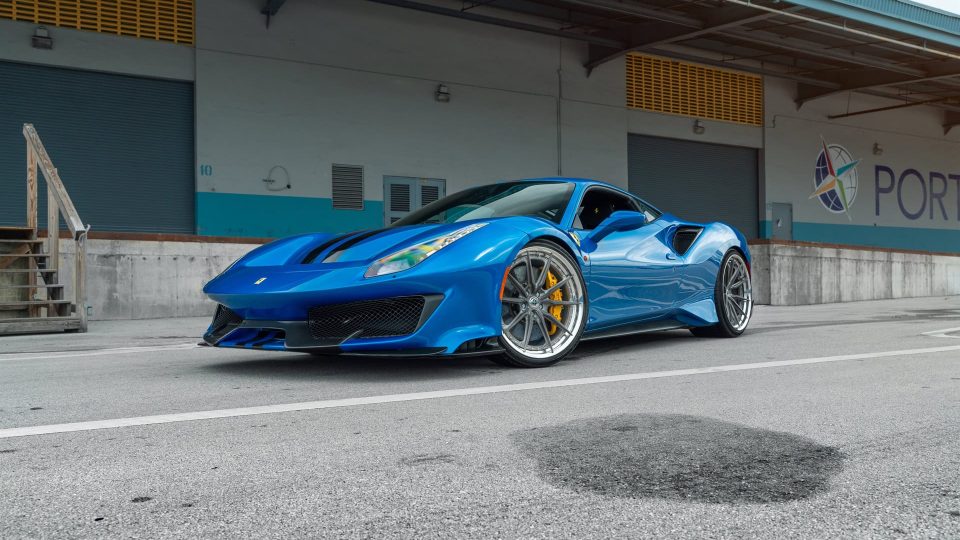 Ferrari 488 Pista | Blu Corza | on HRE S104SC | Frozen Da