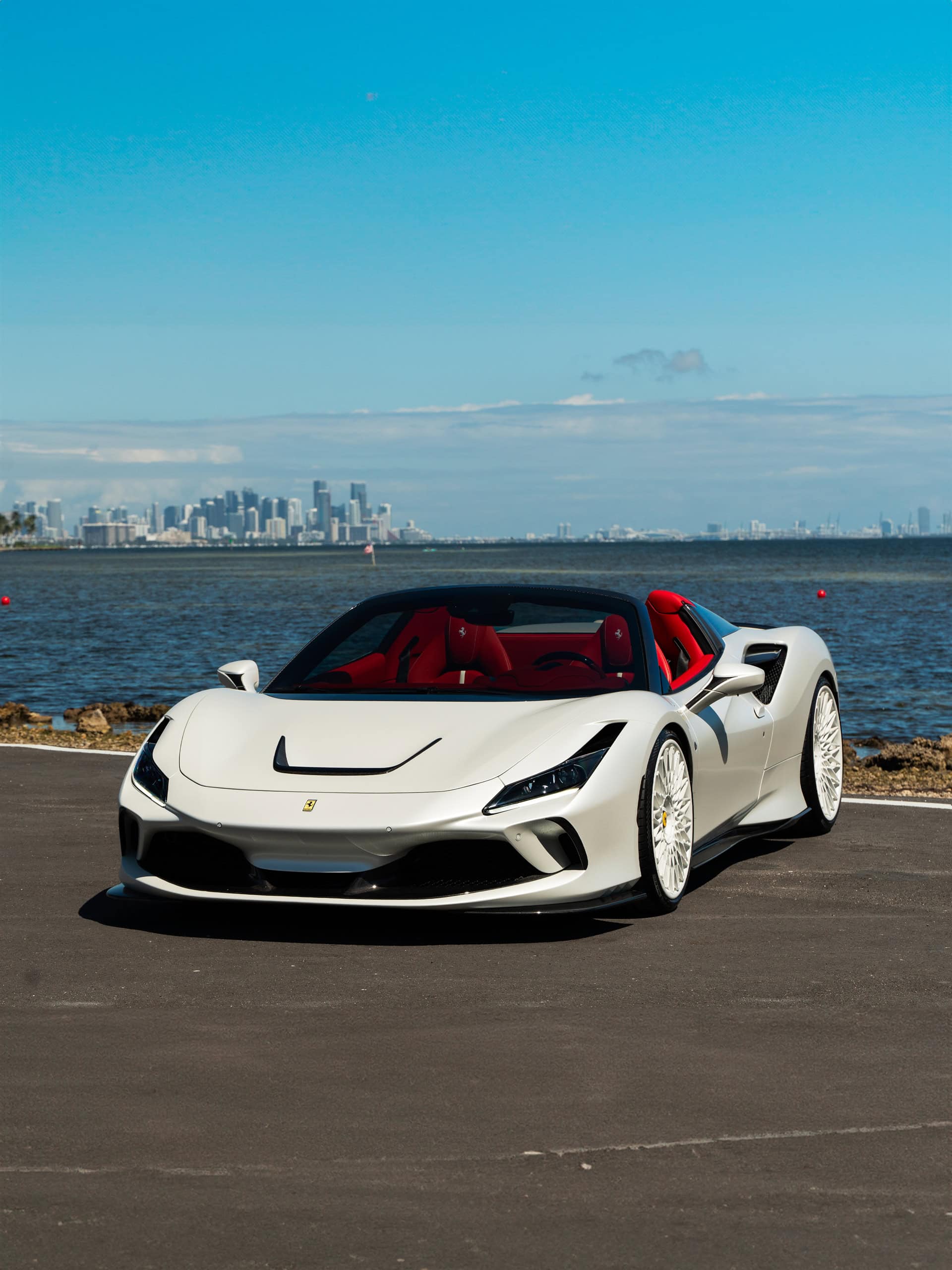 Photo 32 of Ferrari F8 Spider – RETROSeries RS7.3
