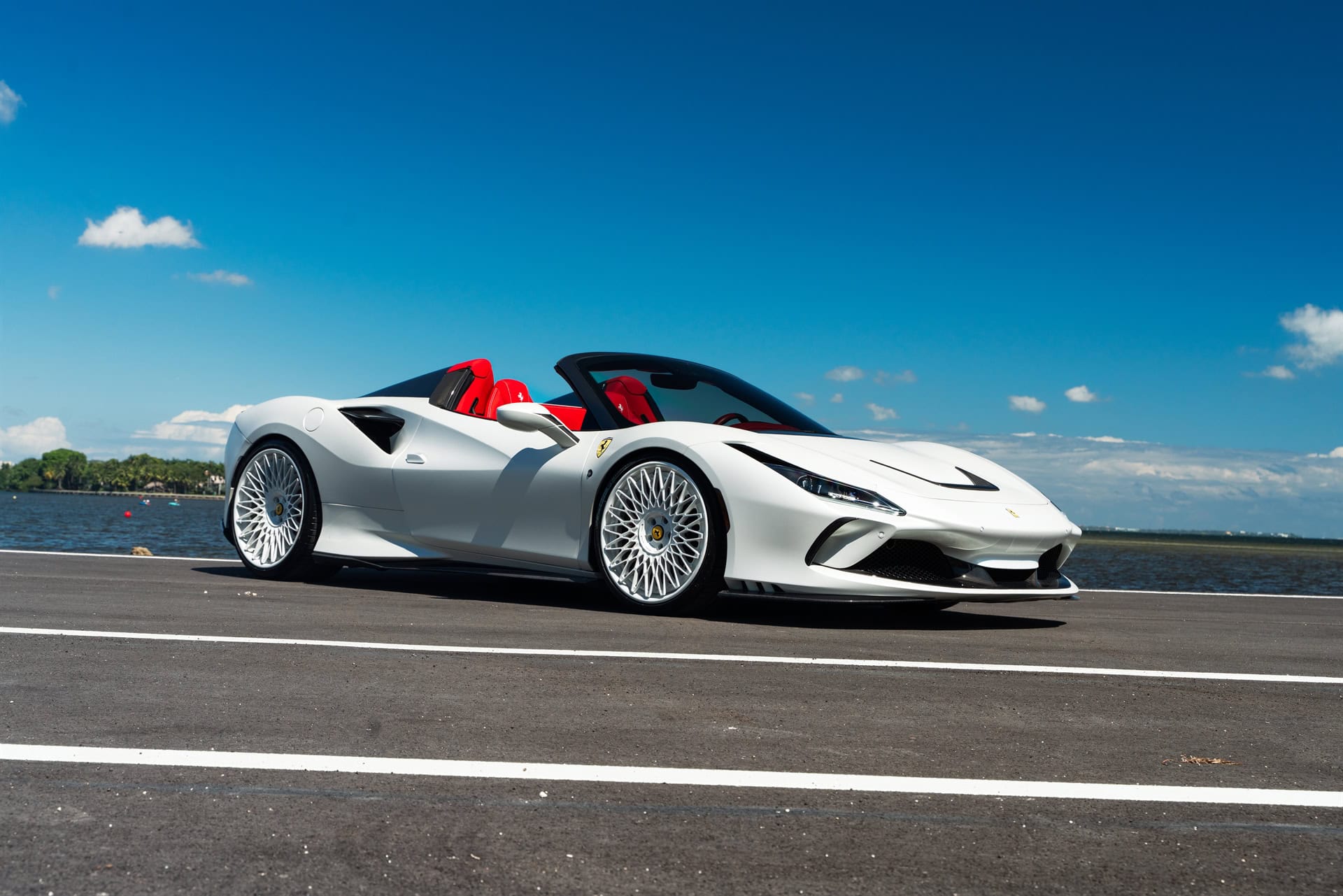 Photo 39 of Ferrari F8 Spider – RETROSeries RS7.3