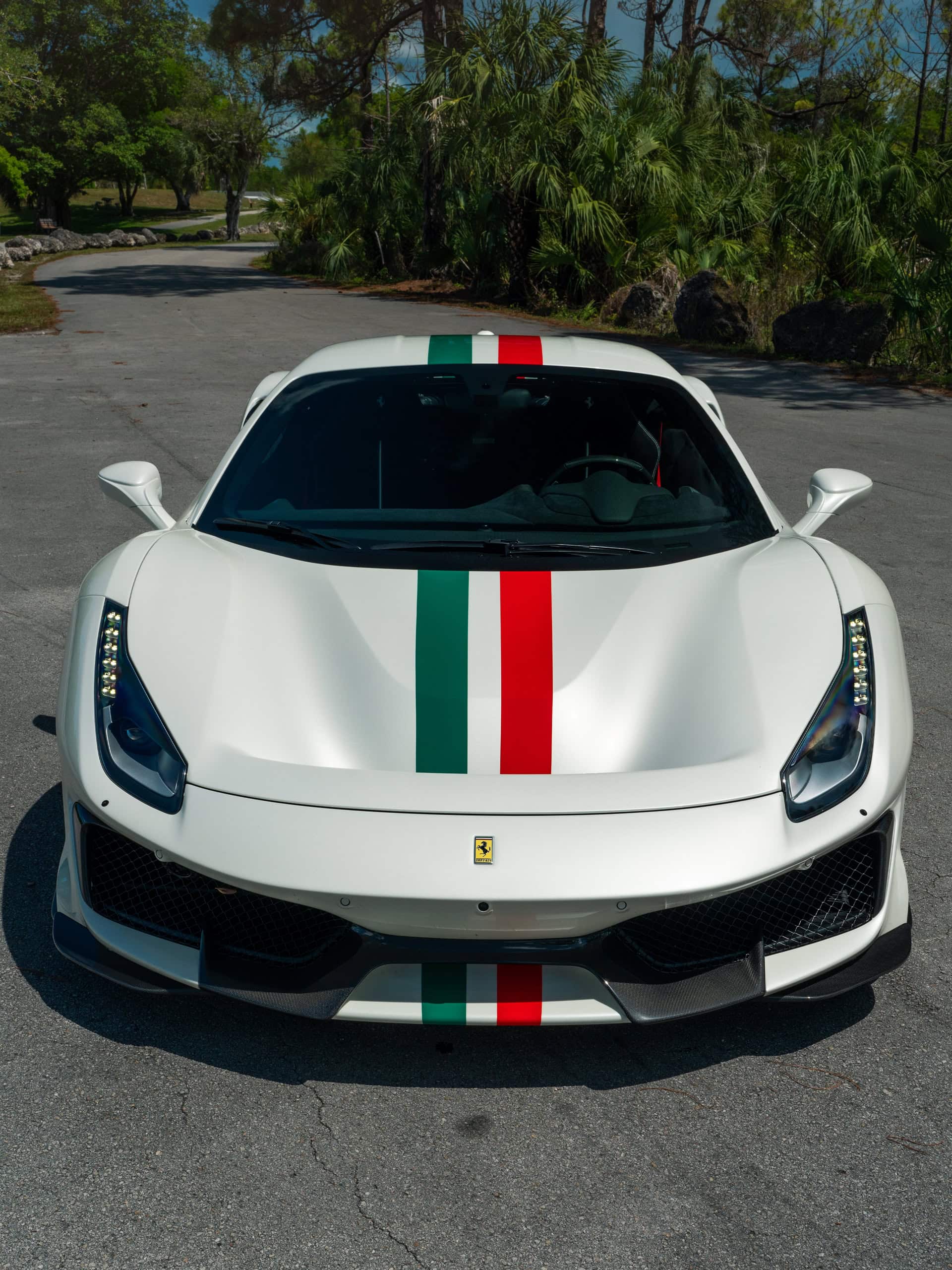 Photo 27 of Ferrari 488 Pista | Bianco Avus | on HRE P104SC | Satin Black