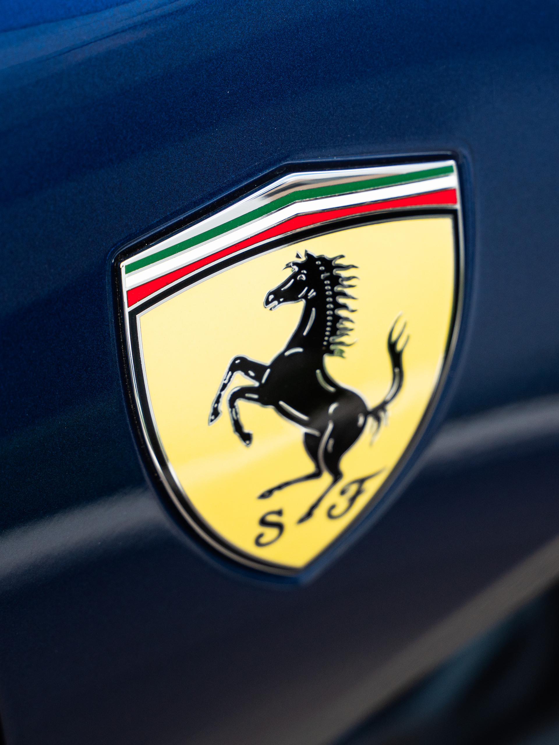 Ferrari Pista on IPE Wheels