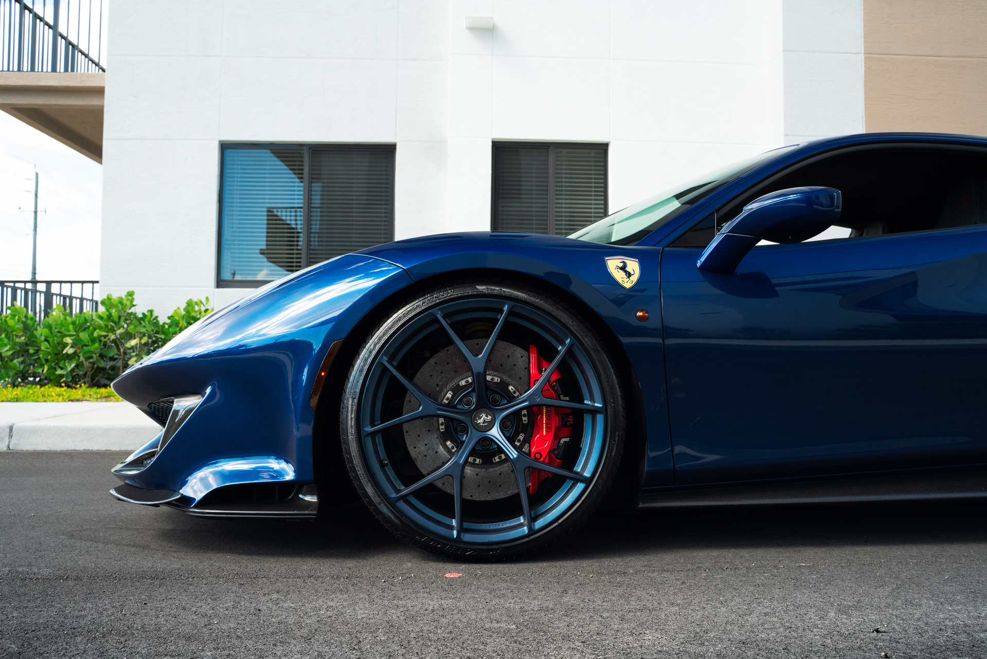 Ferrari Pista on IPE Wheels