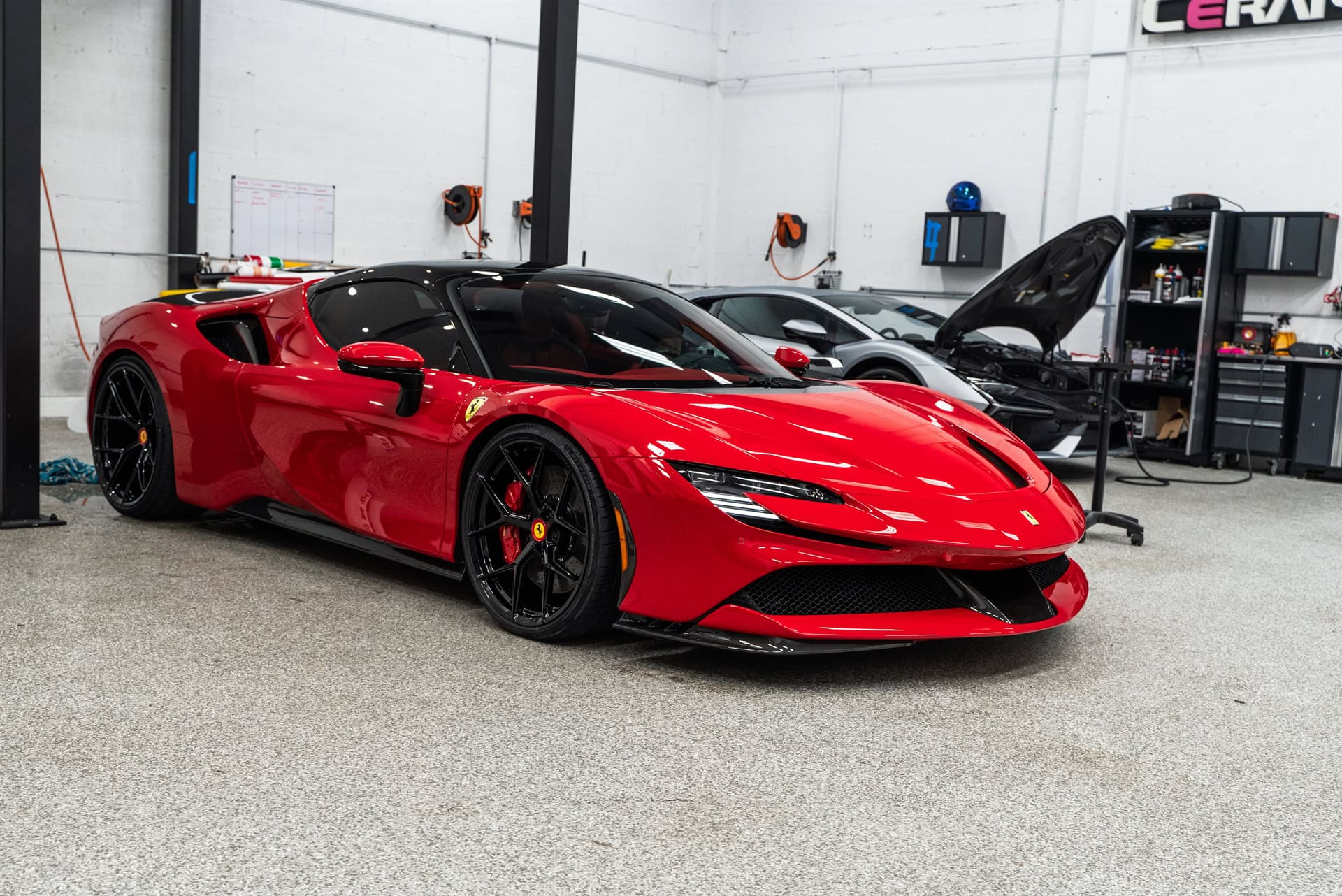 SF90 Spider – Rosso Ferrari Ryft Wheels