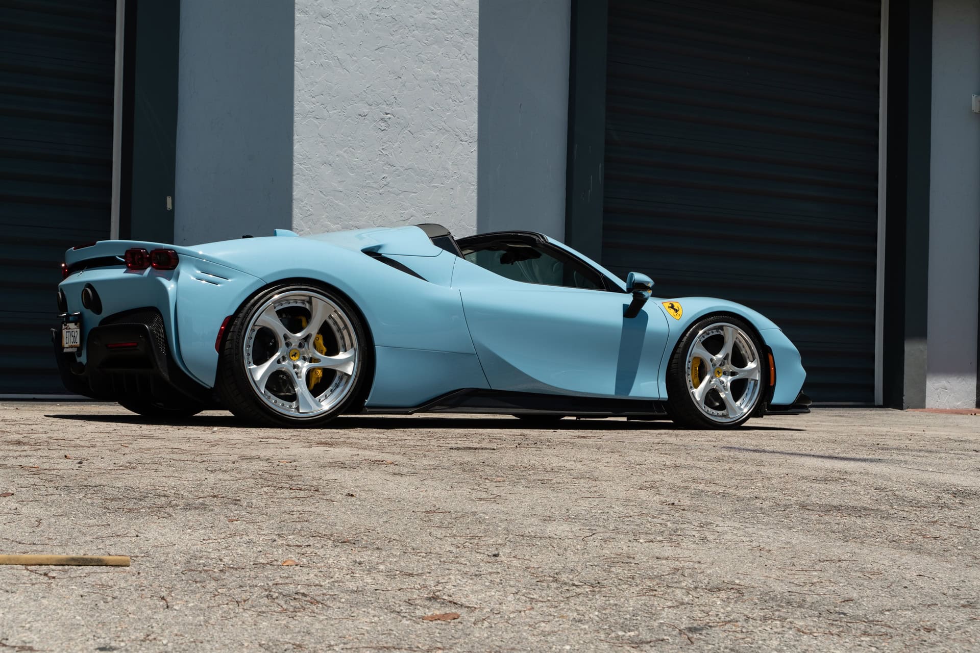 Photo 28 of Ferrari SF90 | Azzurro La Platta | on ANRKY XR-305 | Polished Clear
