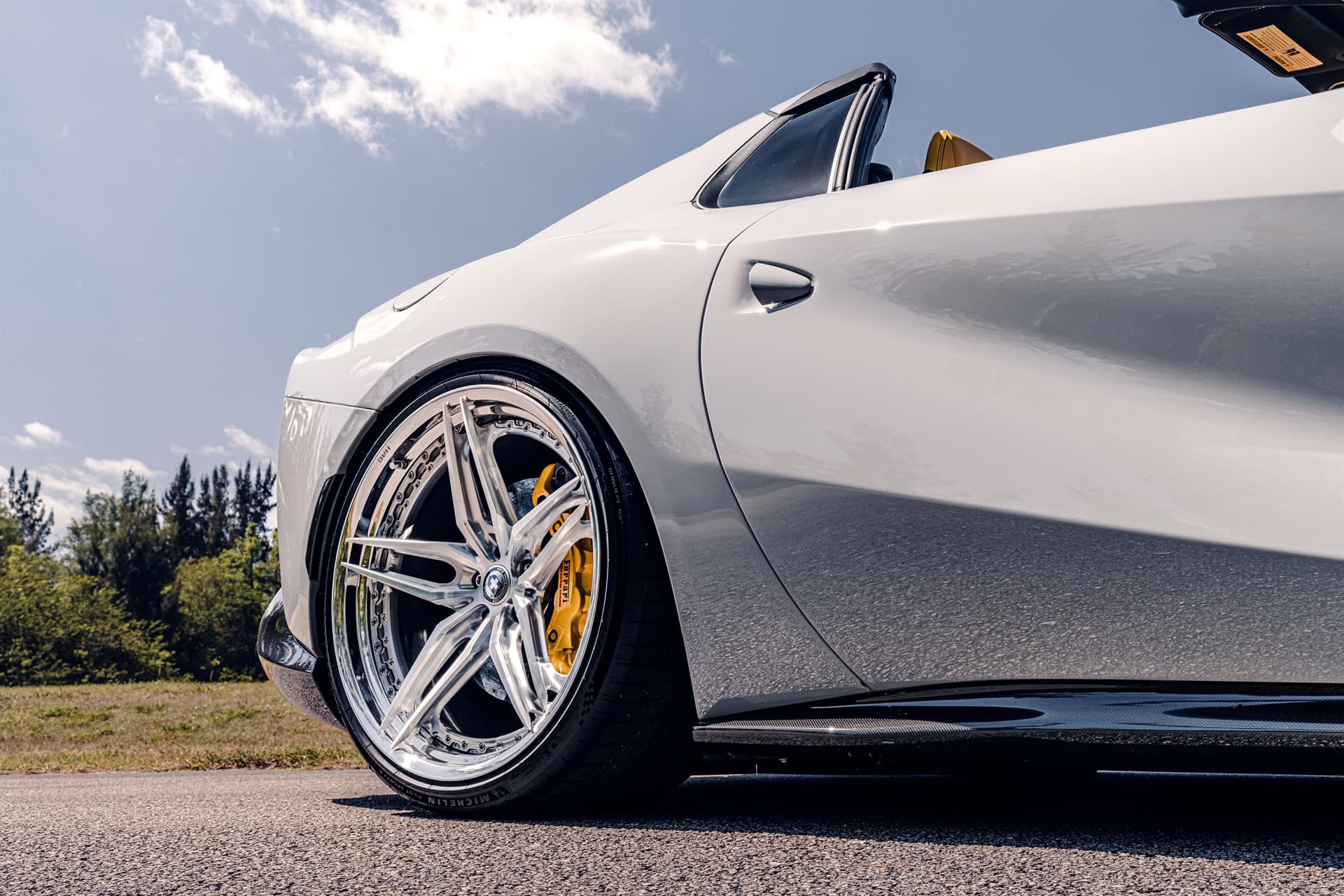 Ferarri 812 GTS | Grigio Squalo | on HRE S107SC | Brushed Clear
