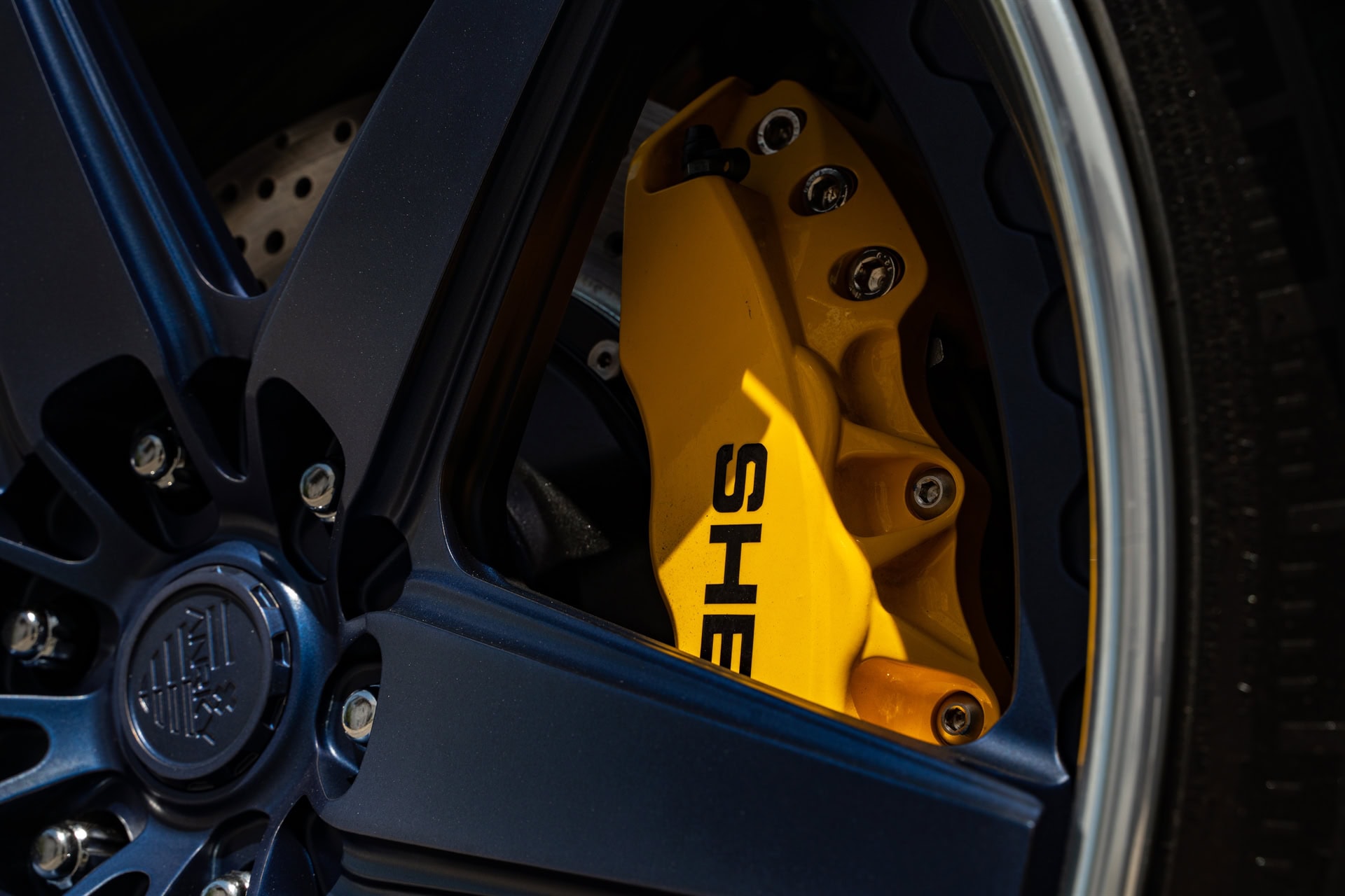 Photo 42 of Shelby Super Snake Ford F-150 | Oxford White | on ANRKY RS6.3 | Satin Space Blue