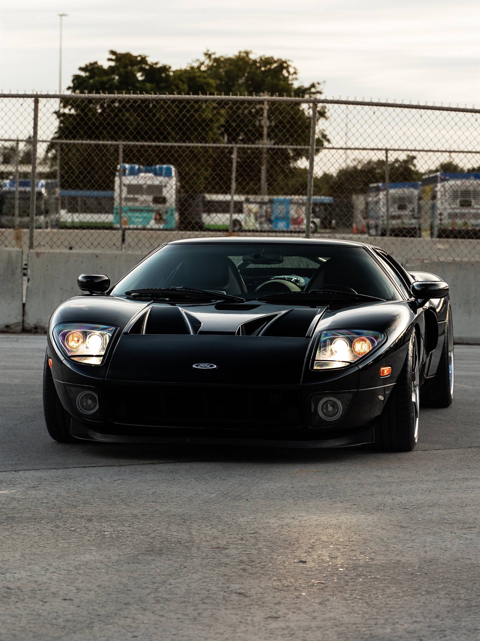 Photo 33 of Ford GT MK1 | Black | on HRE RS105 | Polished Dark Clear