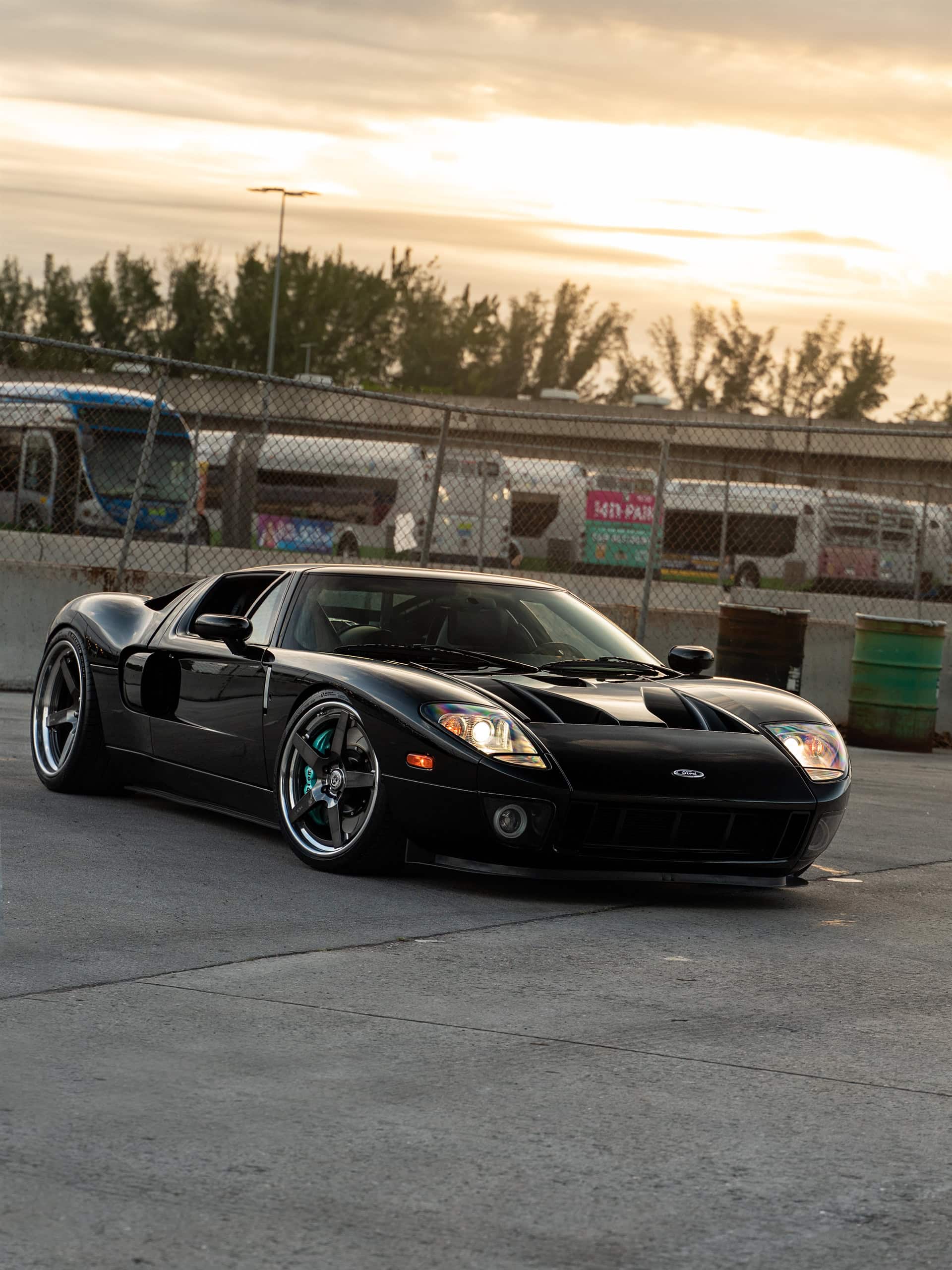 Photo 25 of Ford GT MK1 | Black | on HRE RS105 | Polished Dark Clear