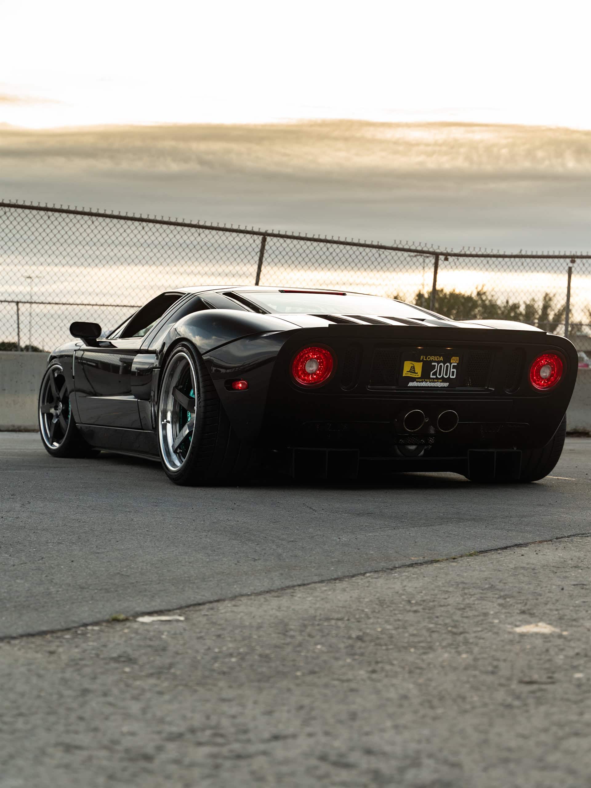 Photo 26 of Ford GT MK1 | Black | on HRE RS105 | Polished Dark Clear