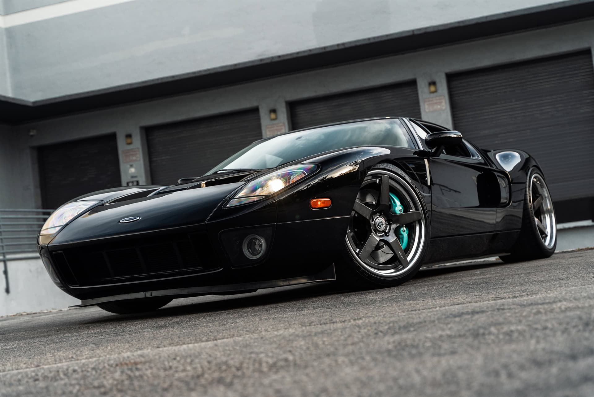 Ford GT MK1 | Black | on HRE RS105 | Polished Dark Clear