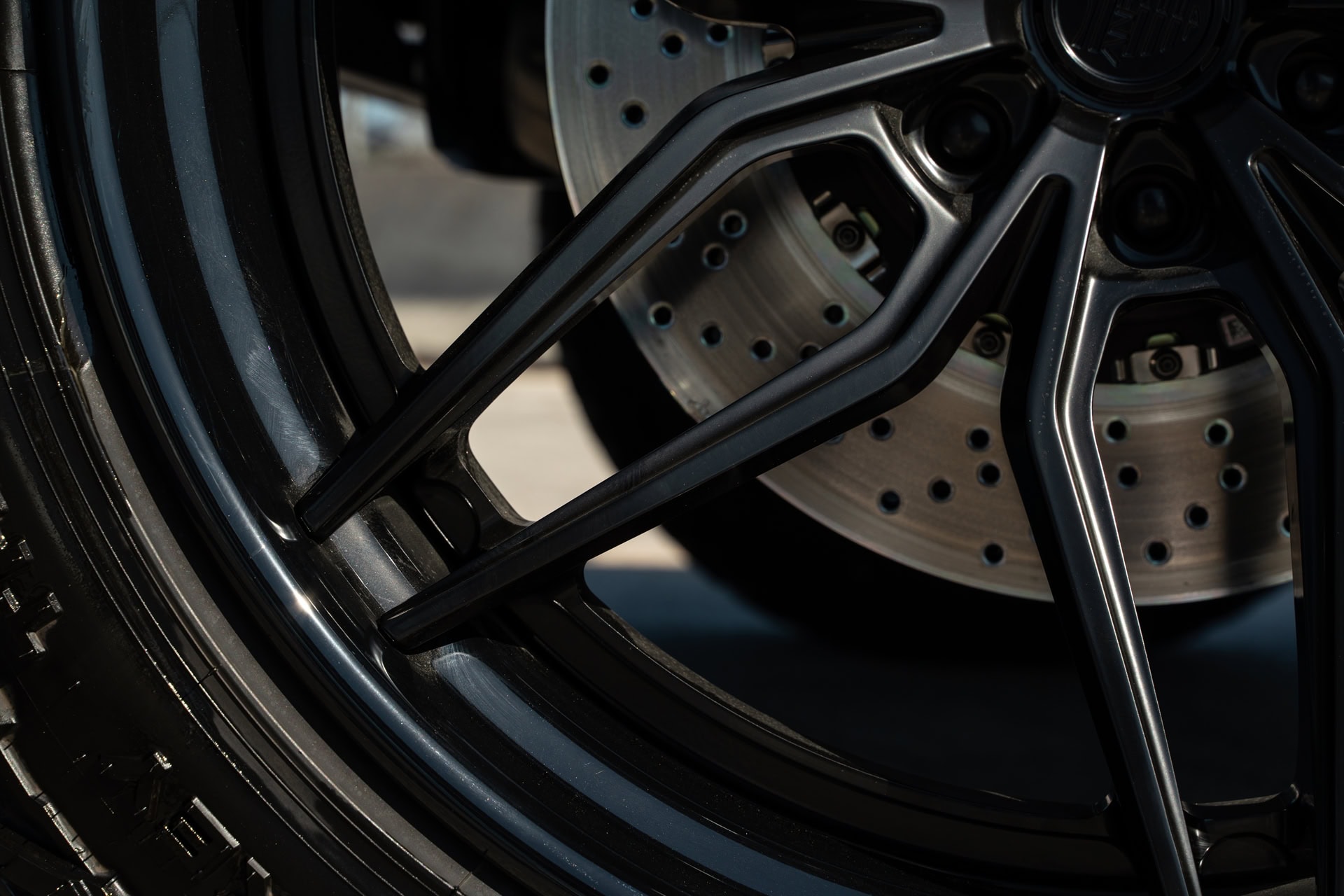 Photo 29 of Ford Raptor R | Agate Black | on ANRKY AN36 | Satin Black