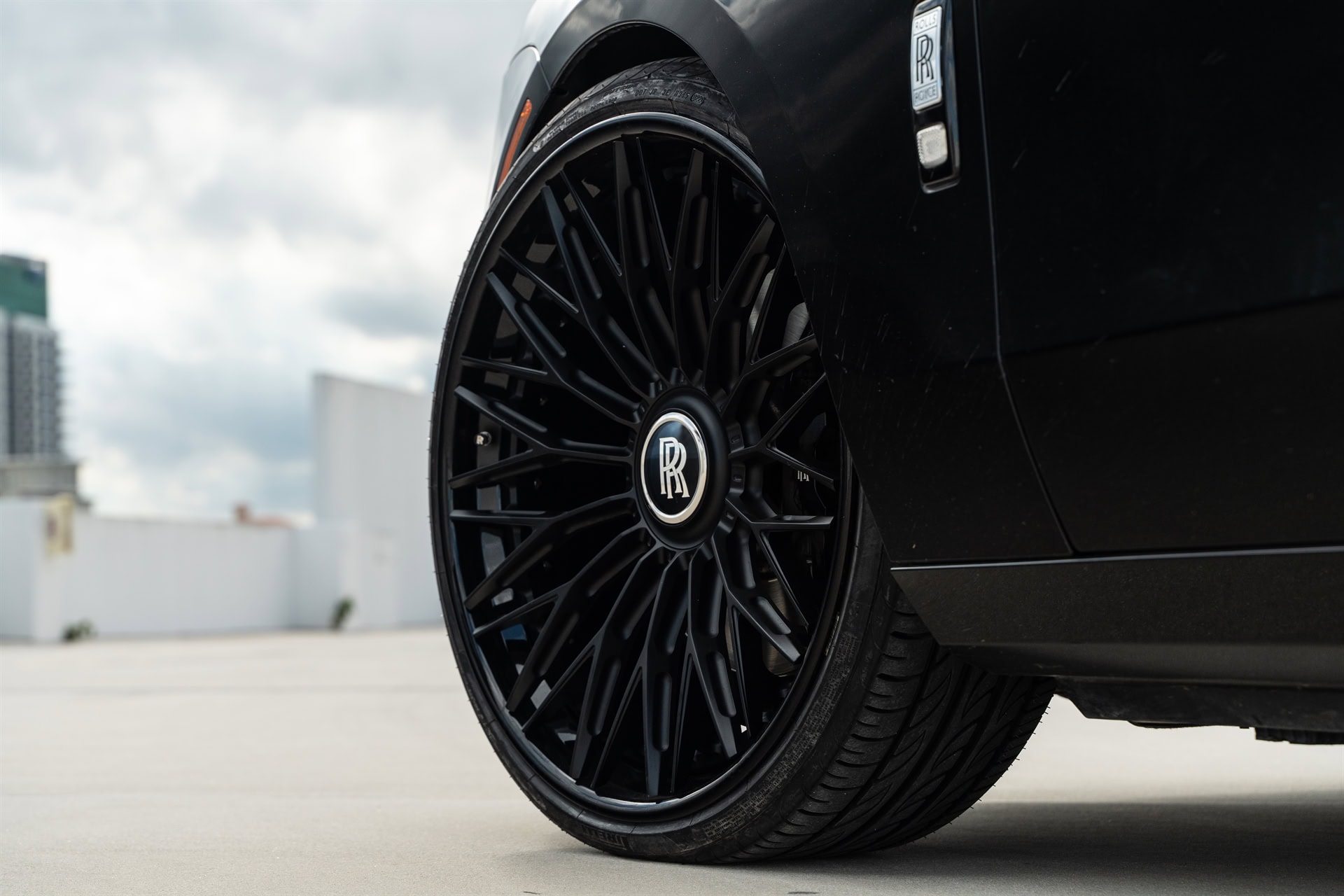 AL13 R100 | Rolls-Royce Ghost