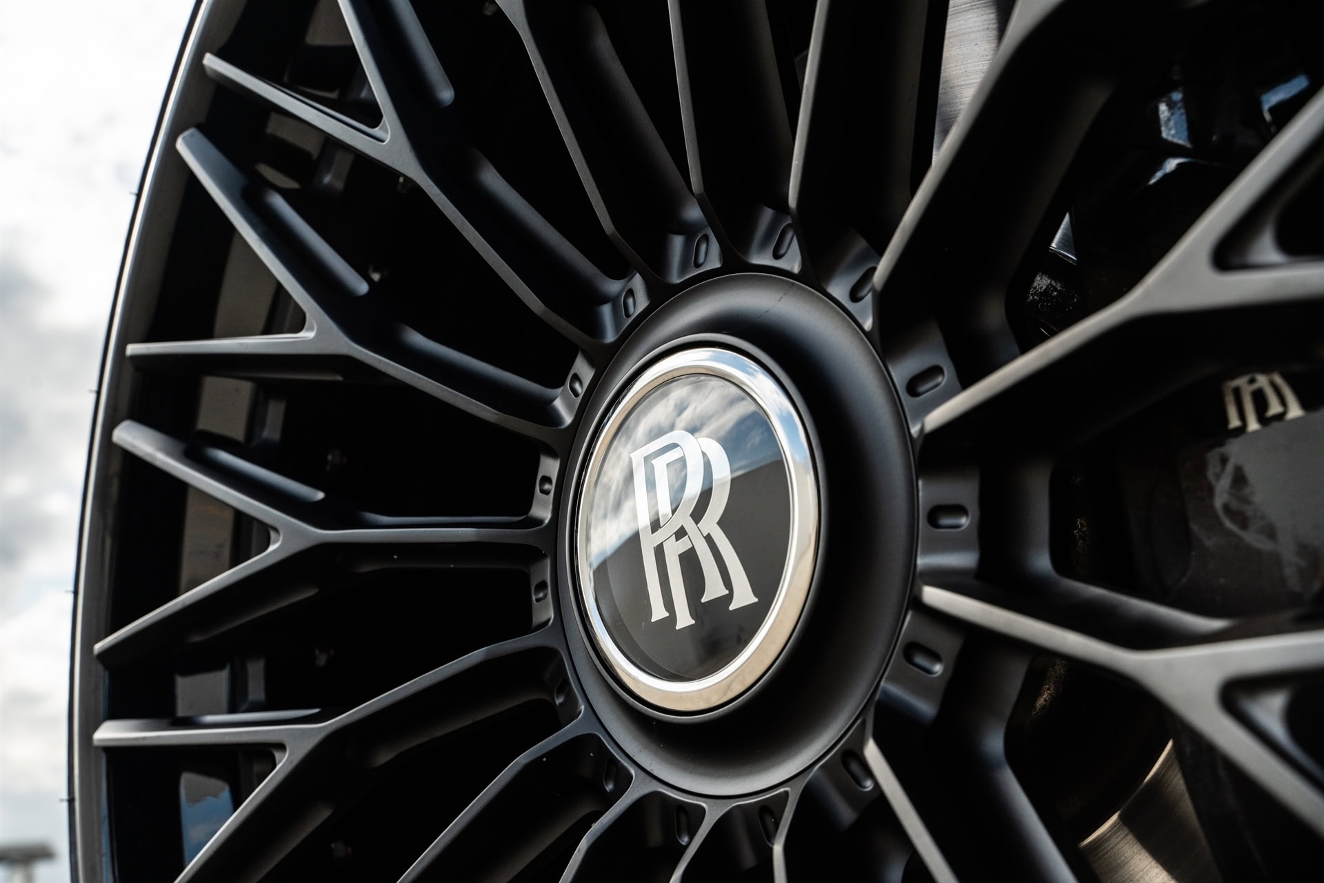 AL13 R100 | Rolls-Royce Ghost