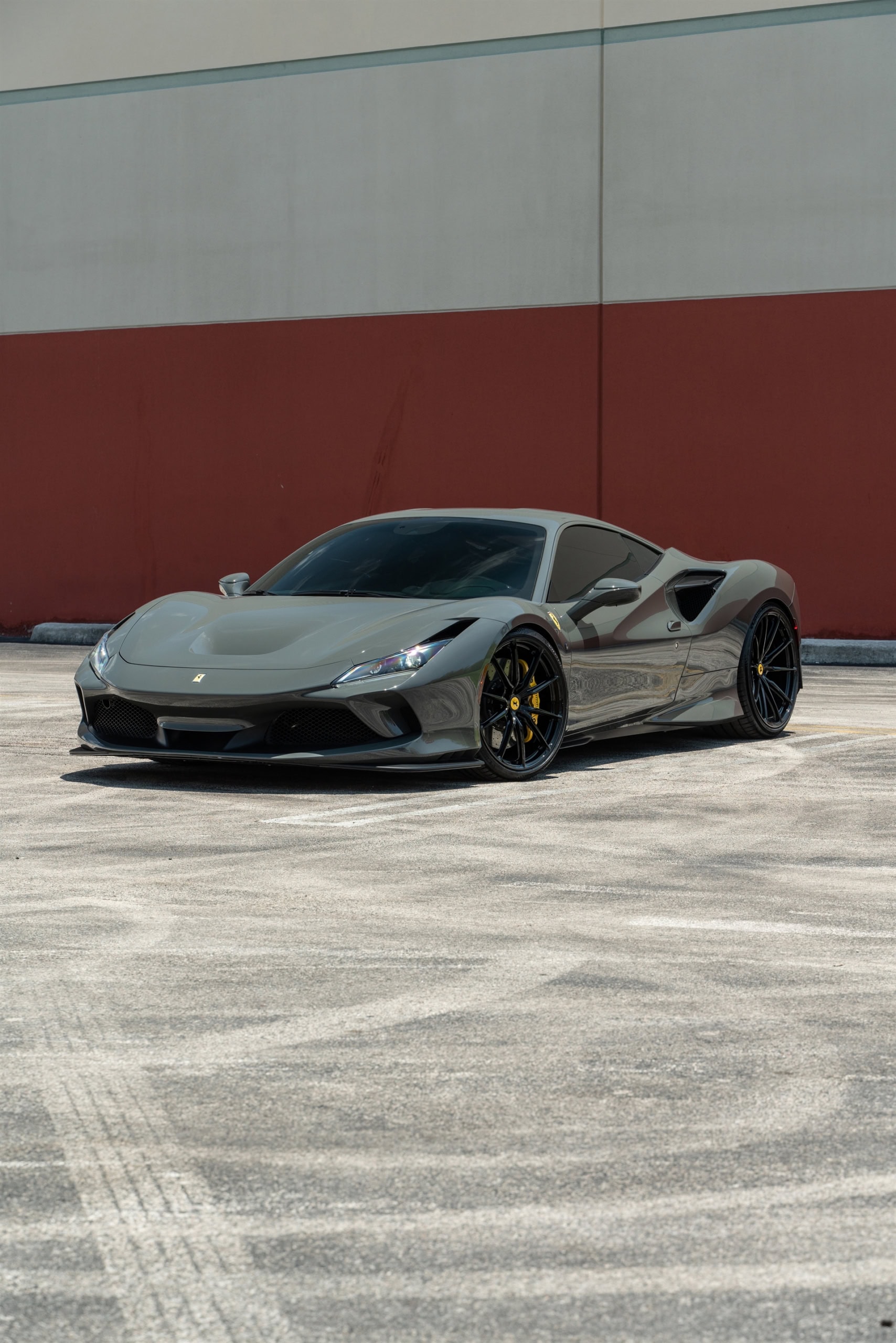 Photo 29 of Ferarri F8 | Grigio Medio | on HRE P104SC | Gloss Black