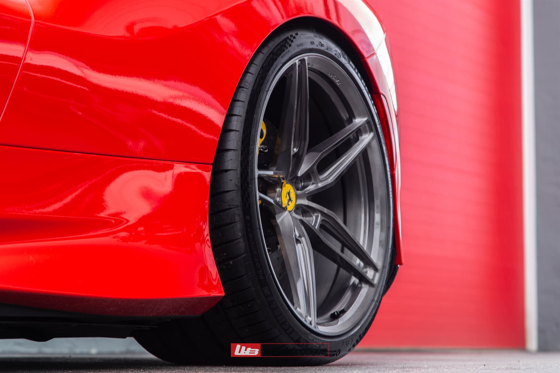 FERRARI F8 TRIBUTO ON ANRKY AN17
