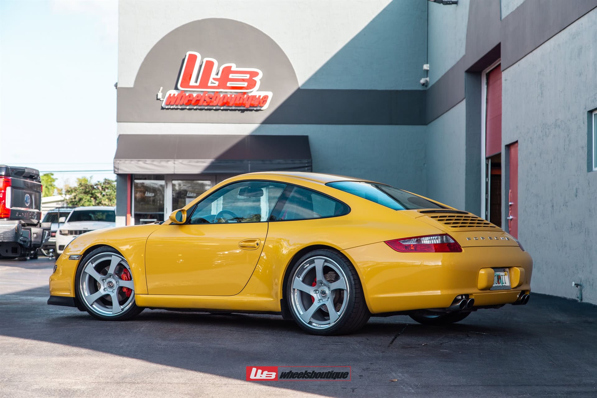 PORSCHE 997.1 CARRERA ON HRE RS102