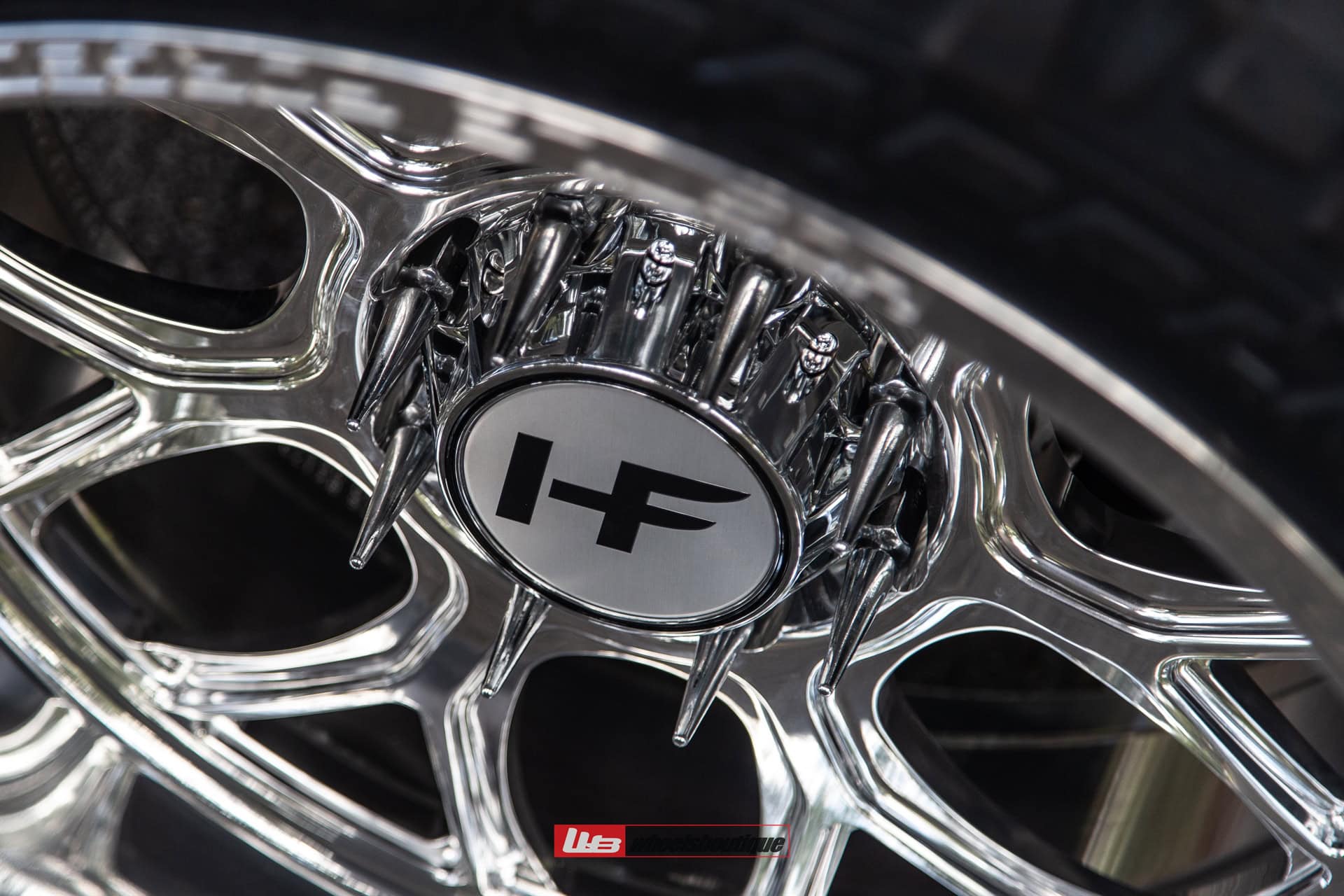 FORD F-250 ON HOSTILE HF04 PUNISHER