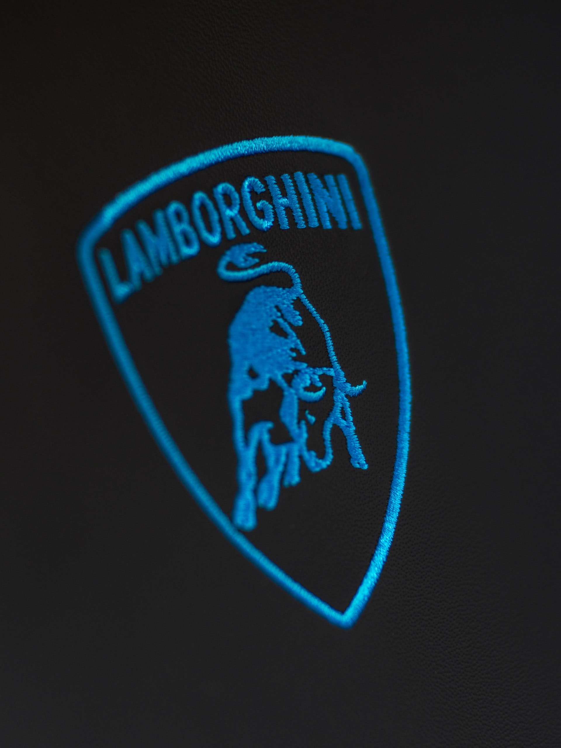 Photo 31 of Lamborghini Urus SE | Grigio Nimbus | on HRE S201H | Polished Clear