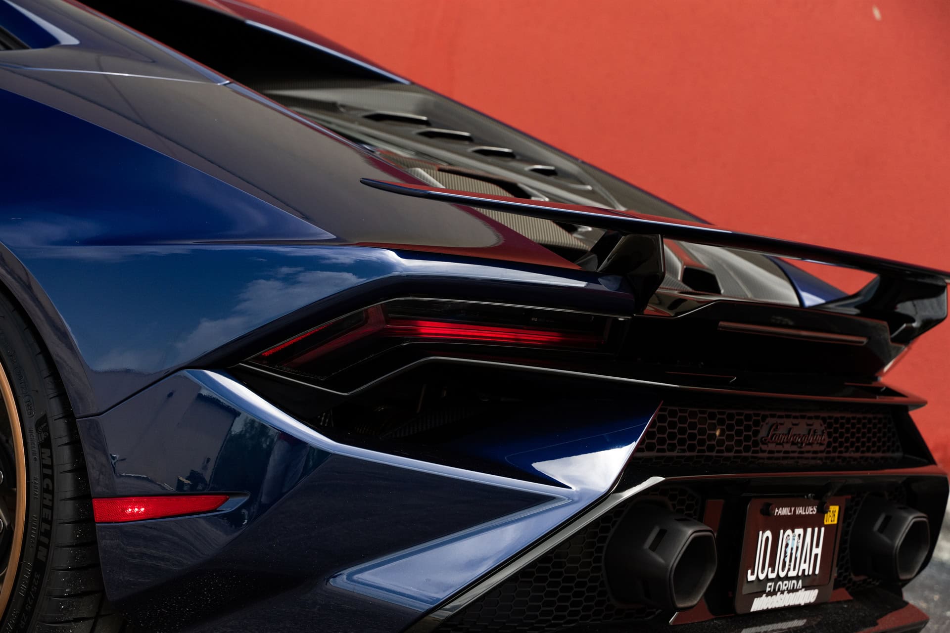 Photo 42 of Lamborghini Huracan Tecnica | Blu Grifo | on ANRKY S3-X0 | Satin Bronze