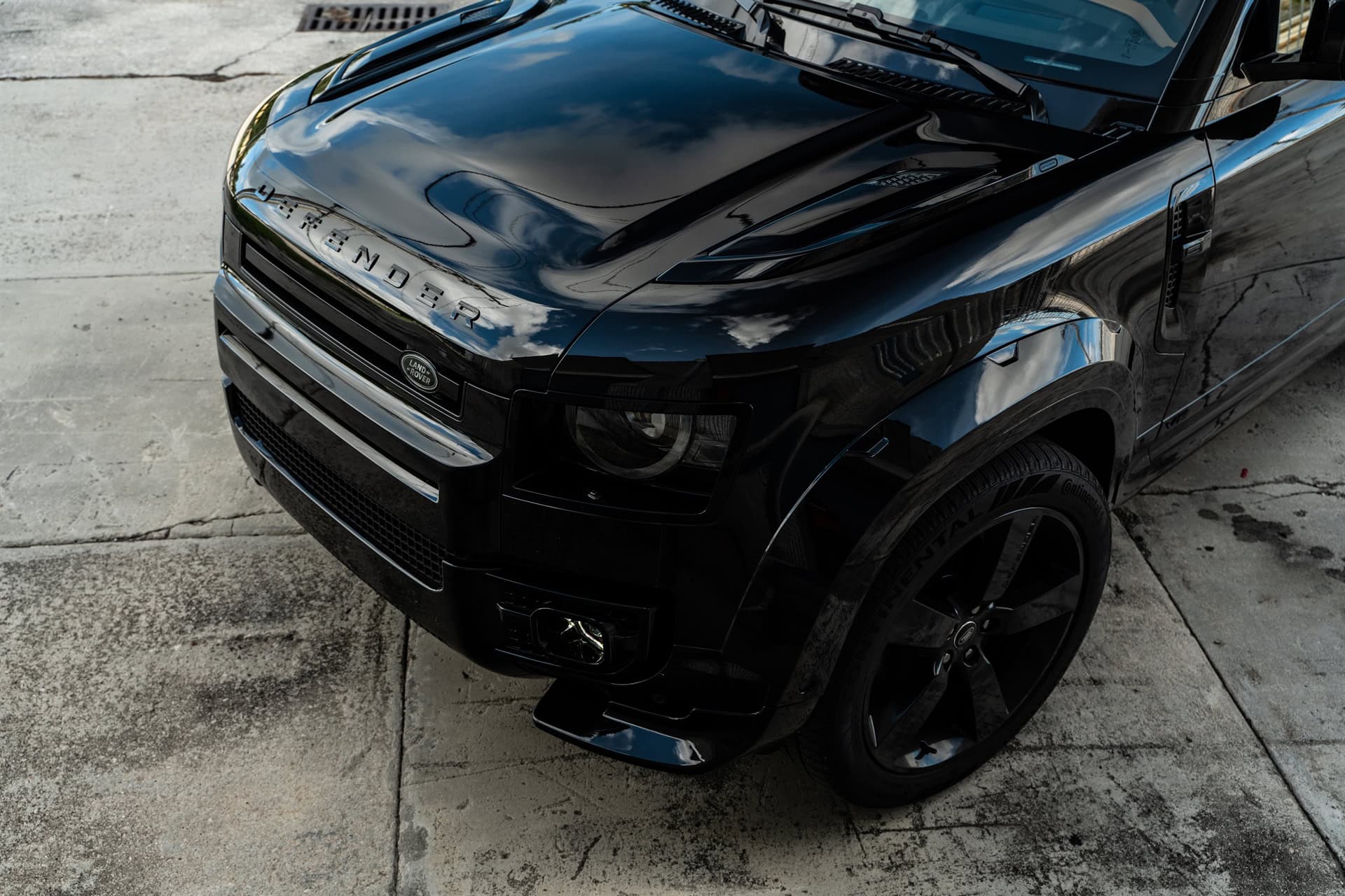 Land Rover Defender on Urban Auto Kit