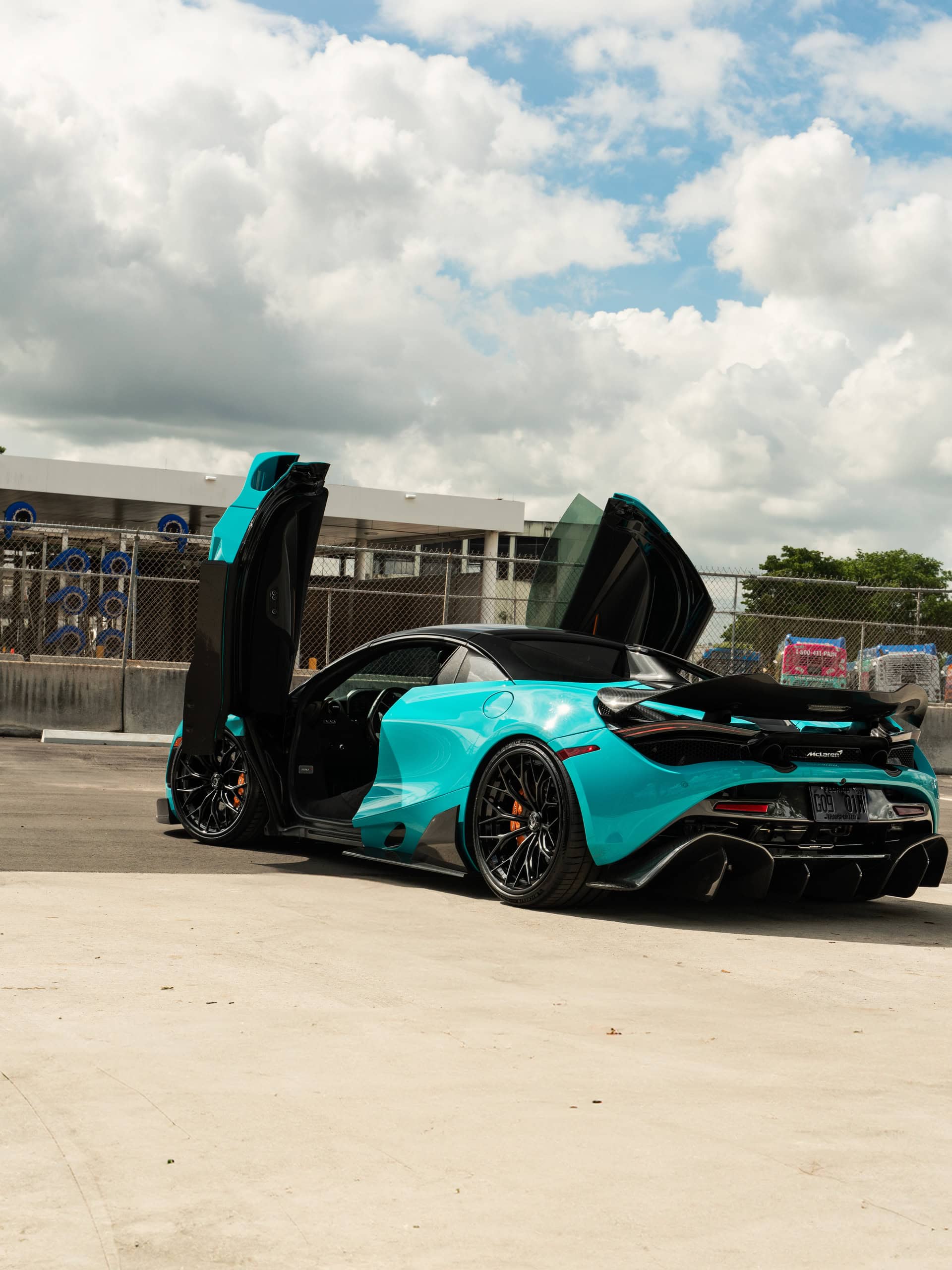 Photo 27 of McLaren 720 | | on 1886 XR018 | Satin Black