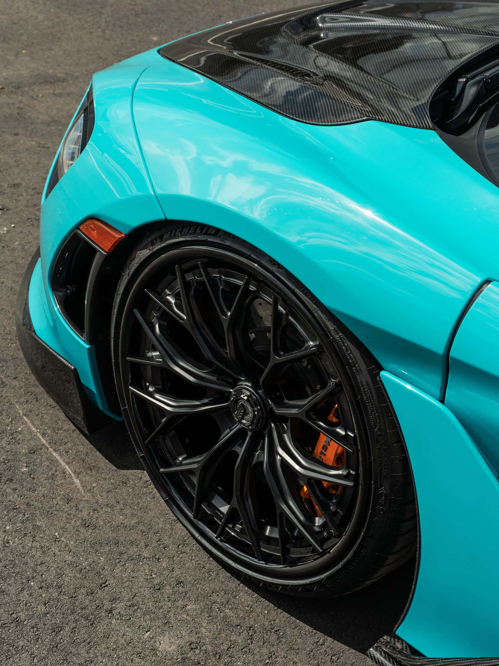 Photo 21 of McLaren 720 | | on 1886 XR018 | Satin Black