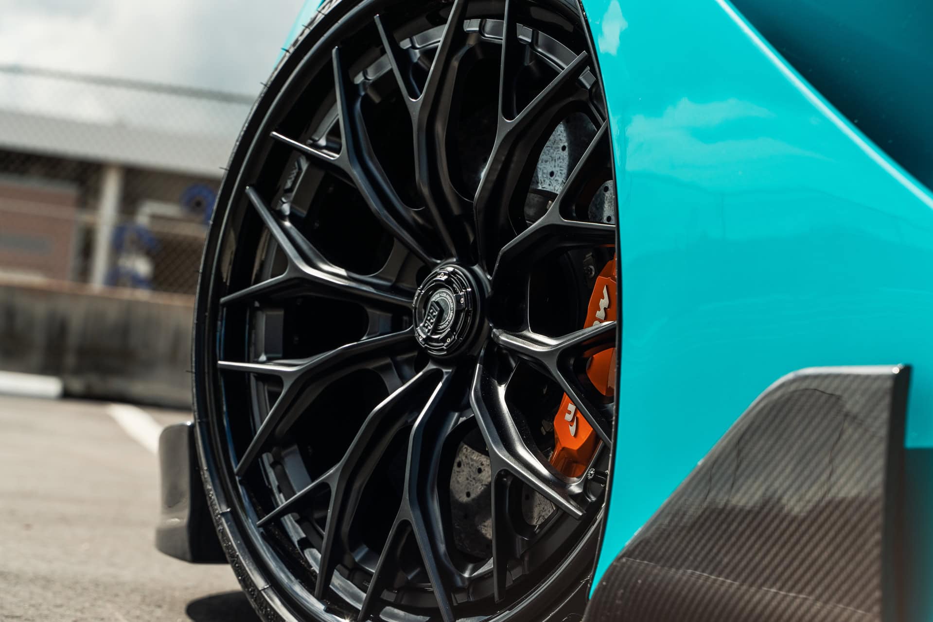Photo 22 of McLaren 720 | | on 1886 XR018 | Satin Black