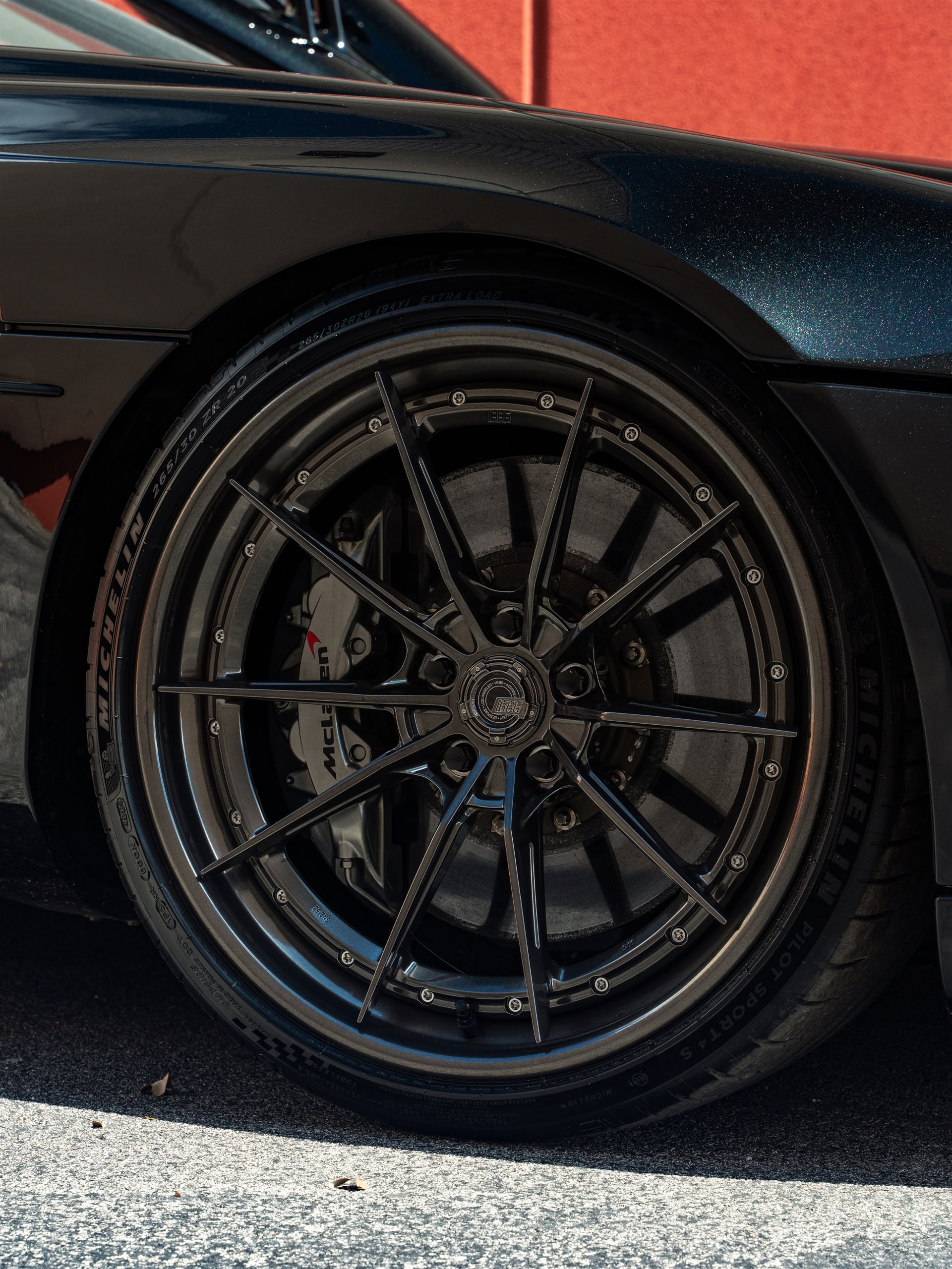 Mercedes SLR-McLaren on 1886 Wheels