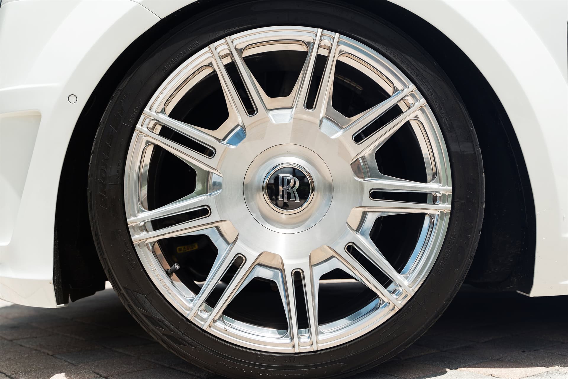 Photo 21 of Novitec Overdose Widebody SP2 Wheels | Rolls Royce Cullinan