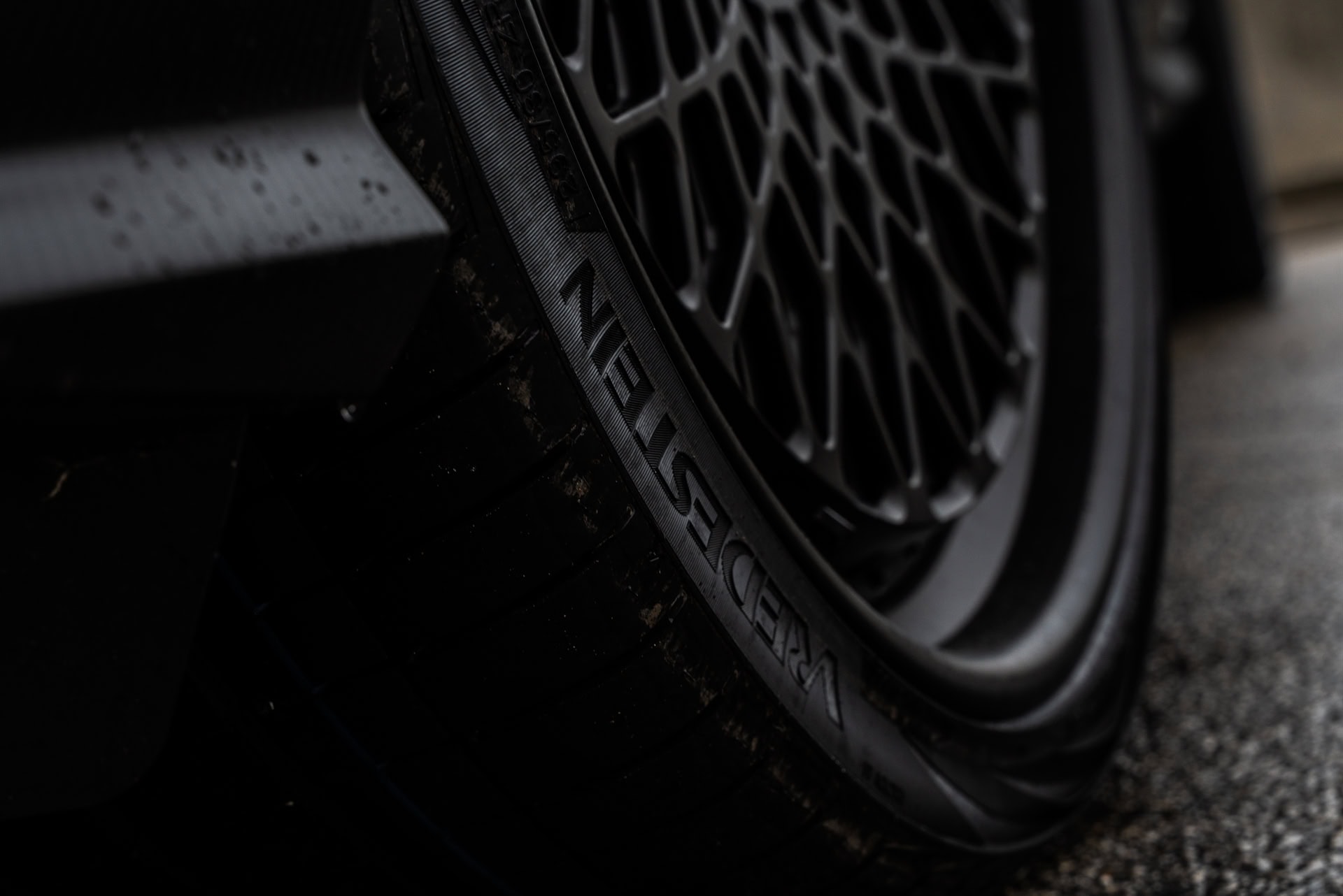 Lamborghini Urus Performante | Grigio Telesto Matt | on 1886 S009 | Satin Black