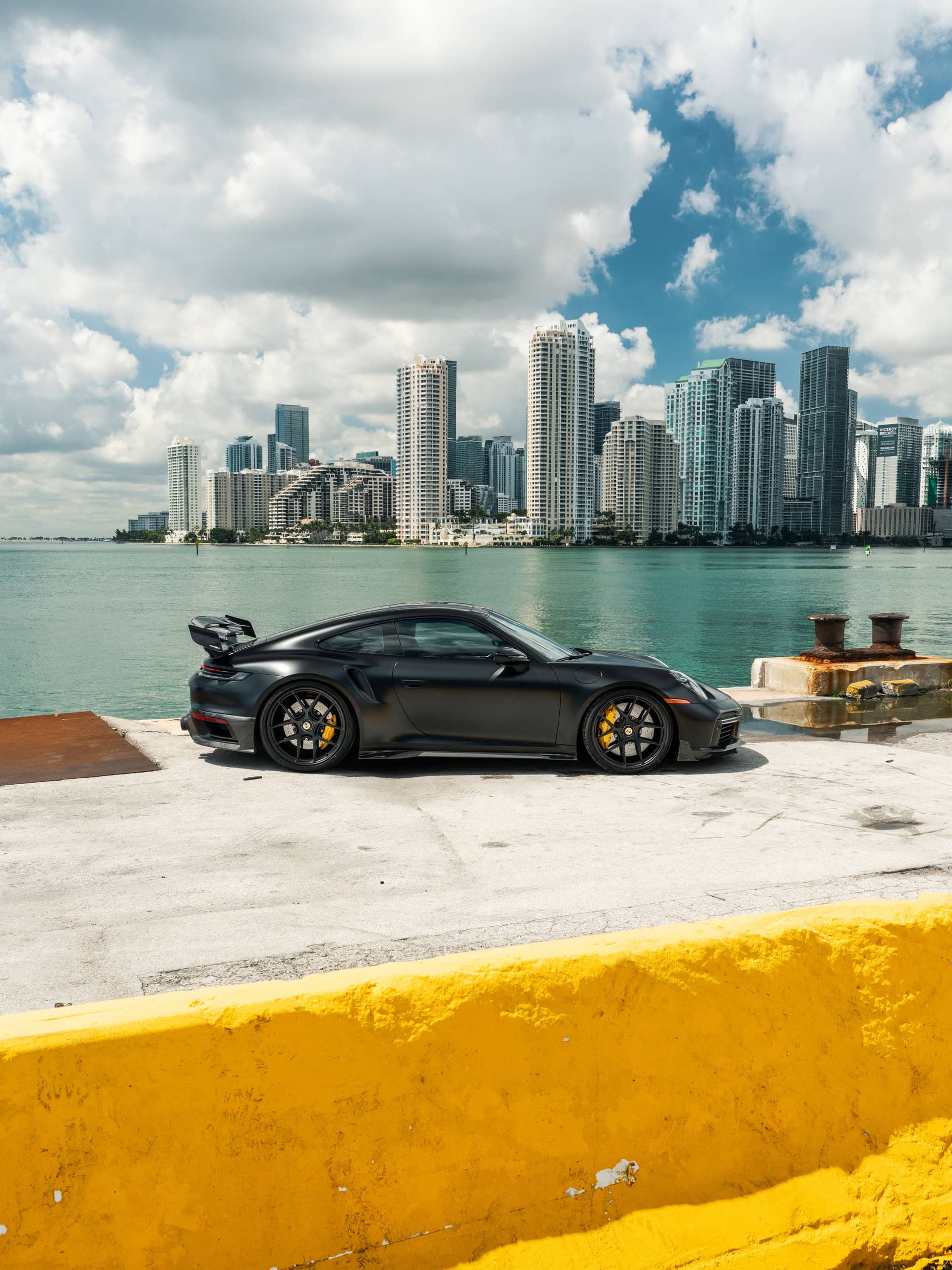 MANSORY 992 Turbo S | Black | on HRE R101 LW | Satin Black
