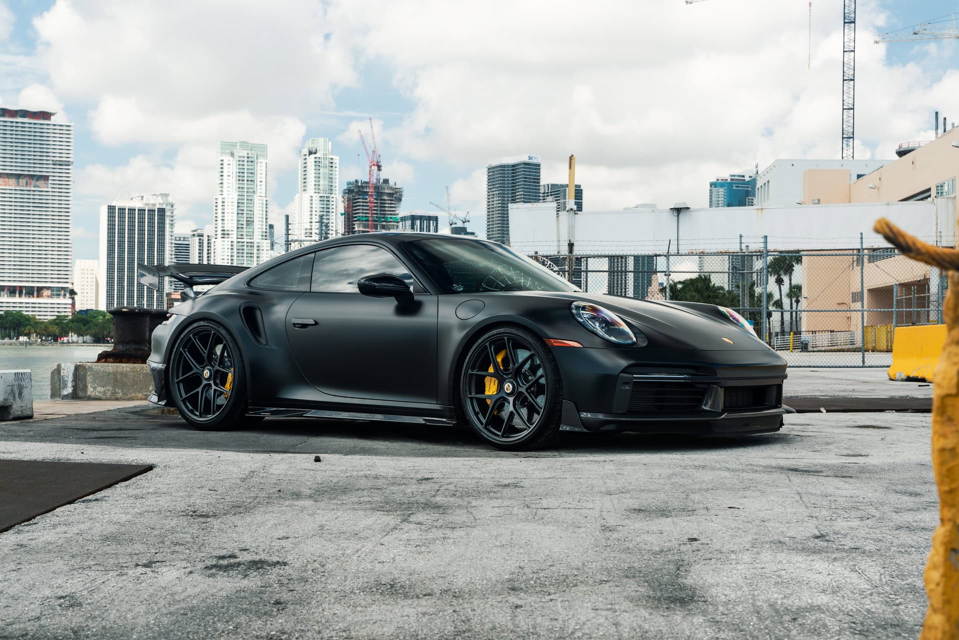 MANSORY 992 Turbo S | Black | on HRE R101 LW | Satin Black