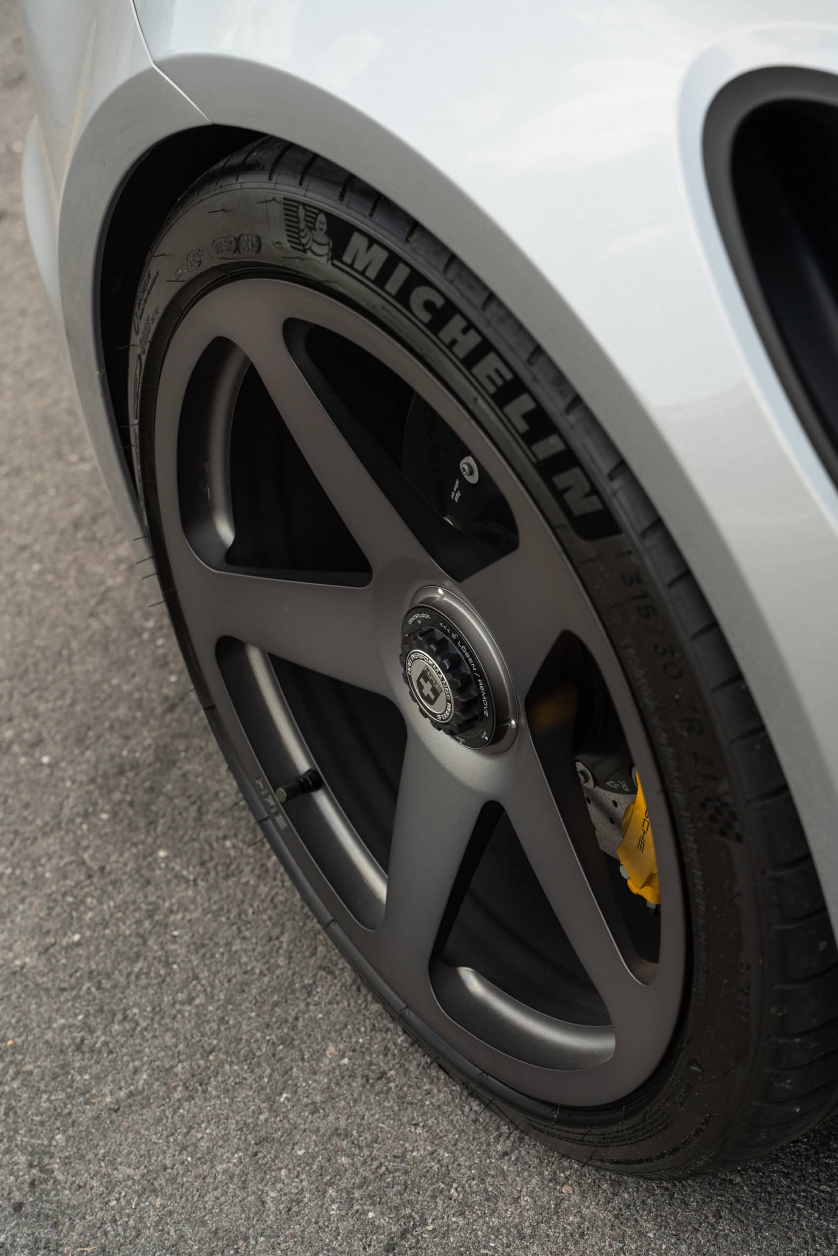 Porsche 992 Turbo S | GT Silver | on HRE 305M | Frozen Dark Polished