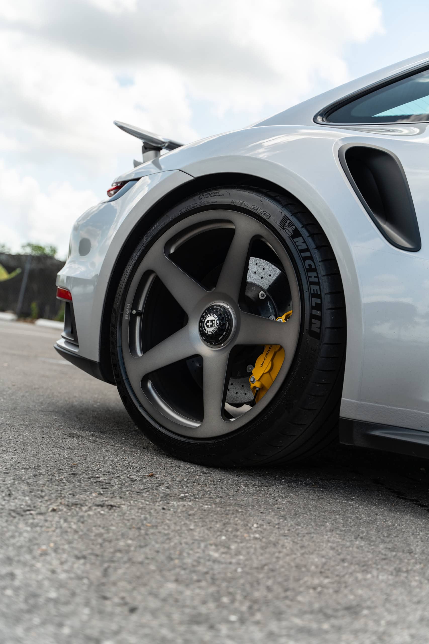 Porsche 992 Turbo S | GT Silver | on HRE 305M | Frozen Dark Polished