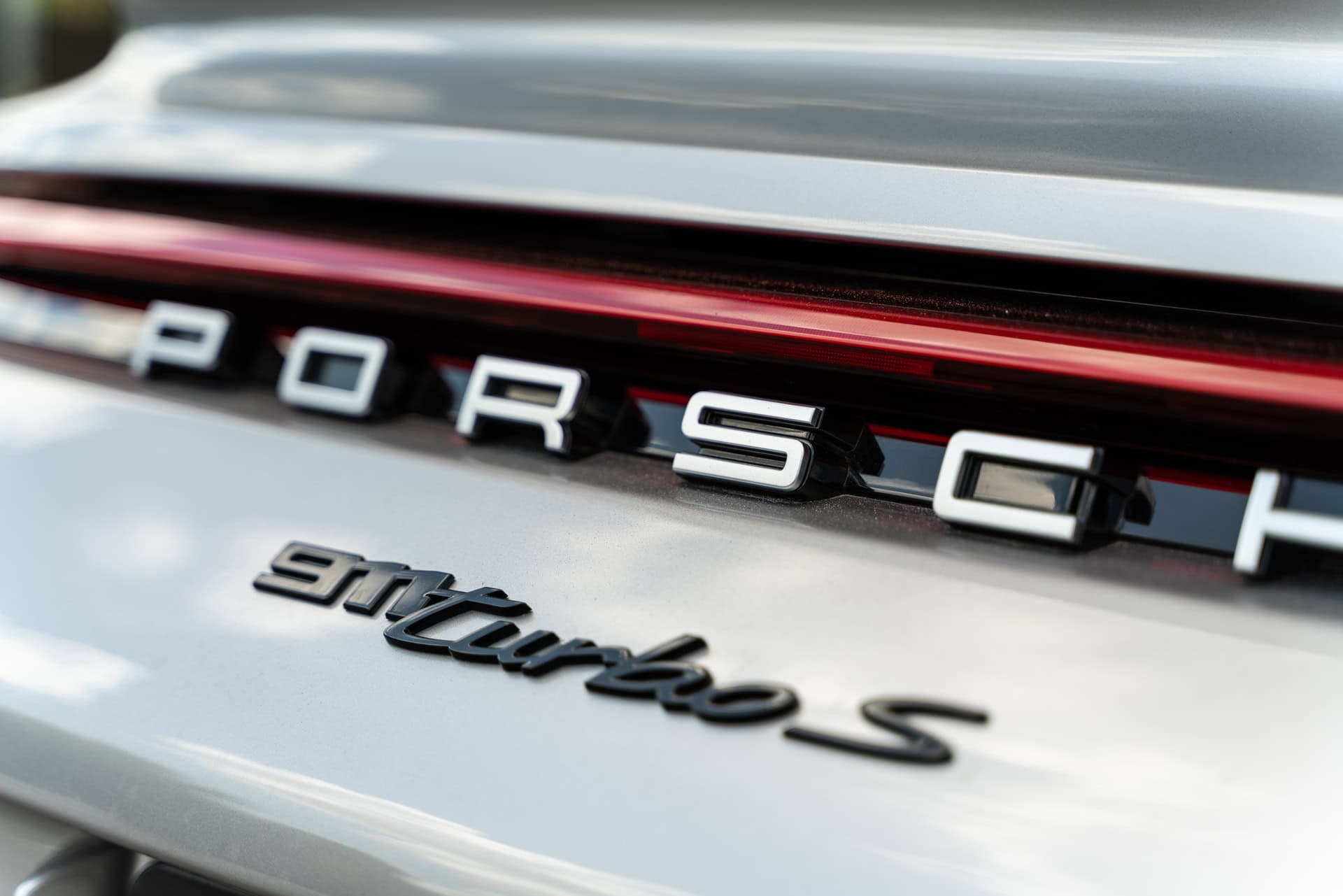 Porsche 992 Turbo S | GT Silver | on HRE 305M | Frozen Dark Polished