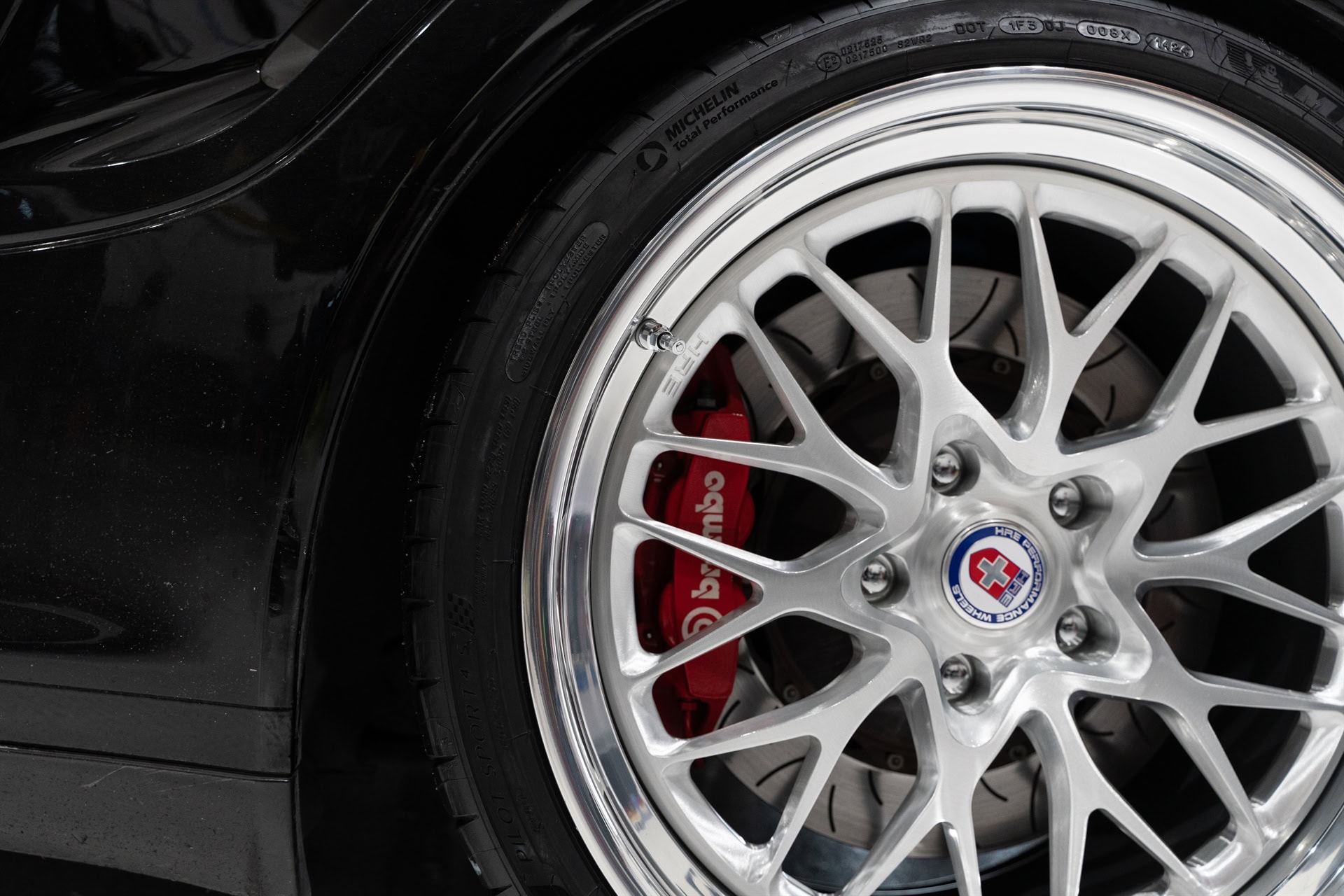 Porsche 997 on HRE Wheels 520 FMR