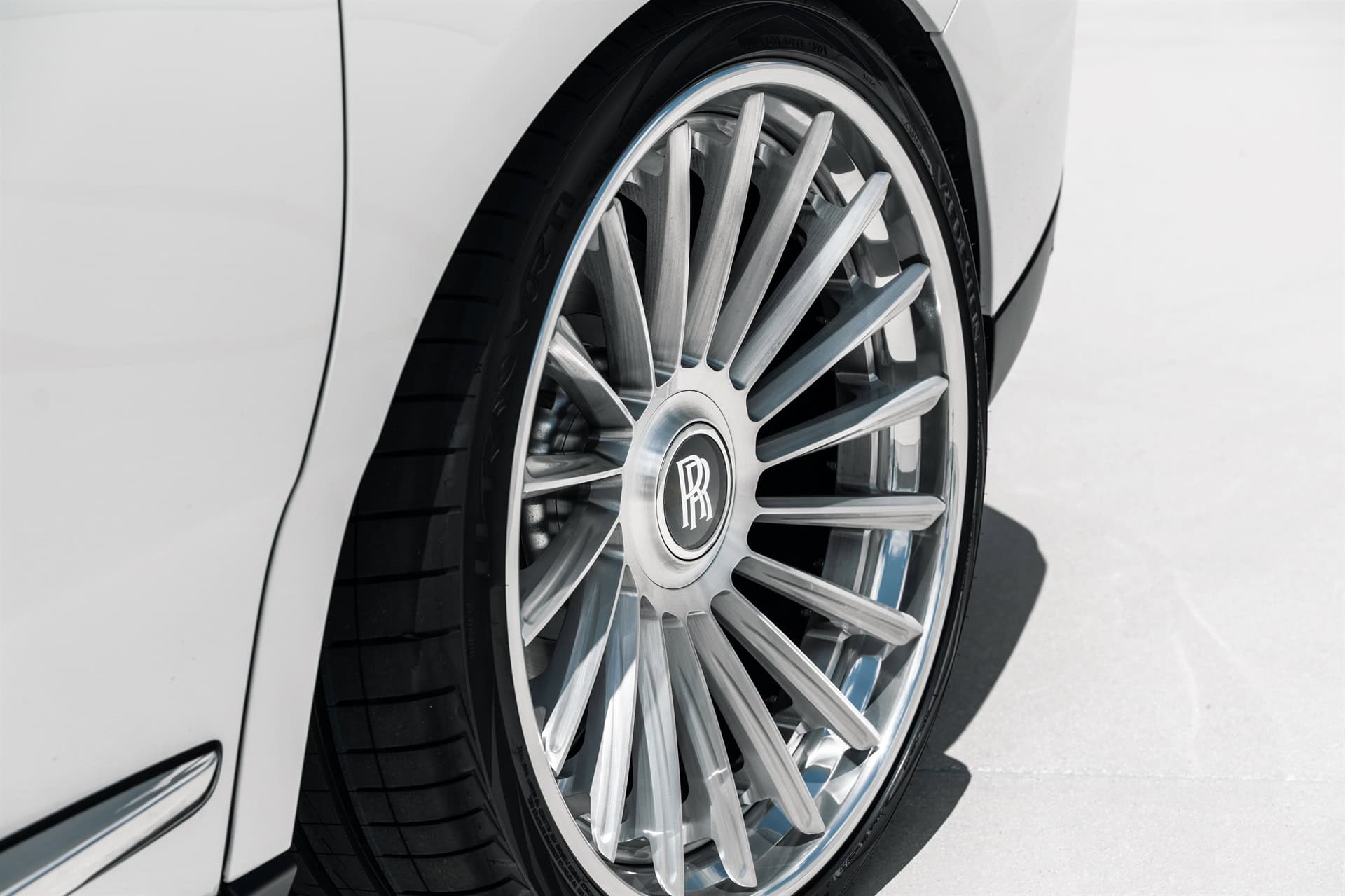 ANRKY RF-382 | Rolls-Royce Cullinan