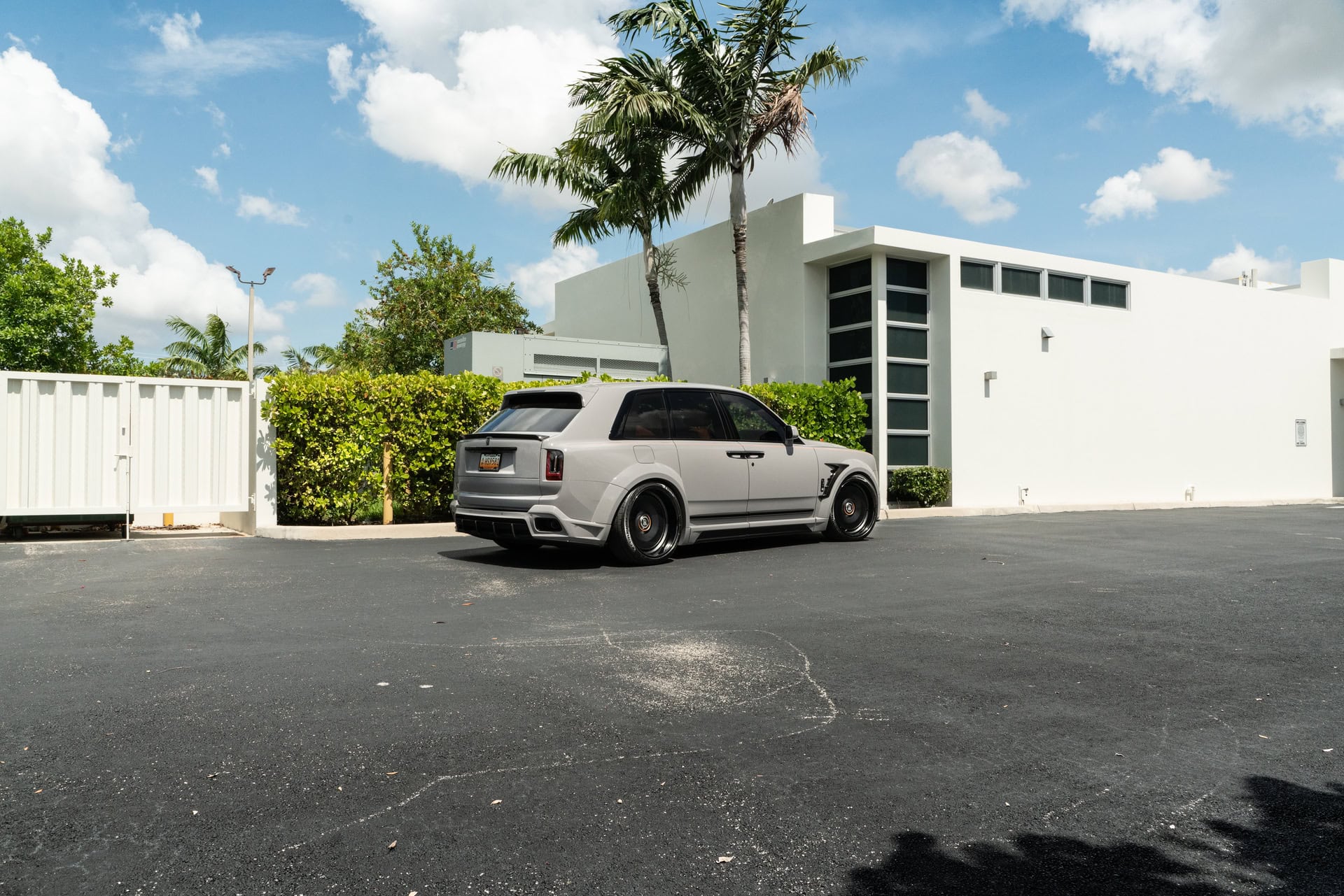 1016 Industries Cullinan Series II | Burnout Gray | on Avant Garde AGL93 | Satin Black