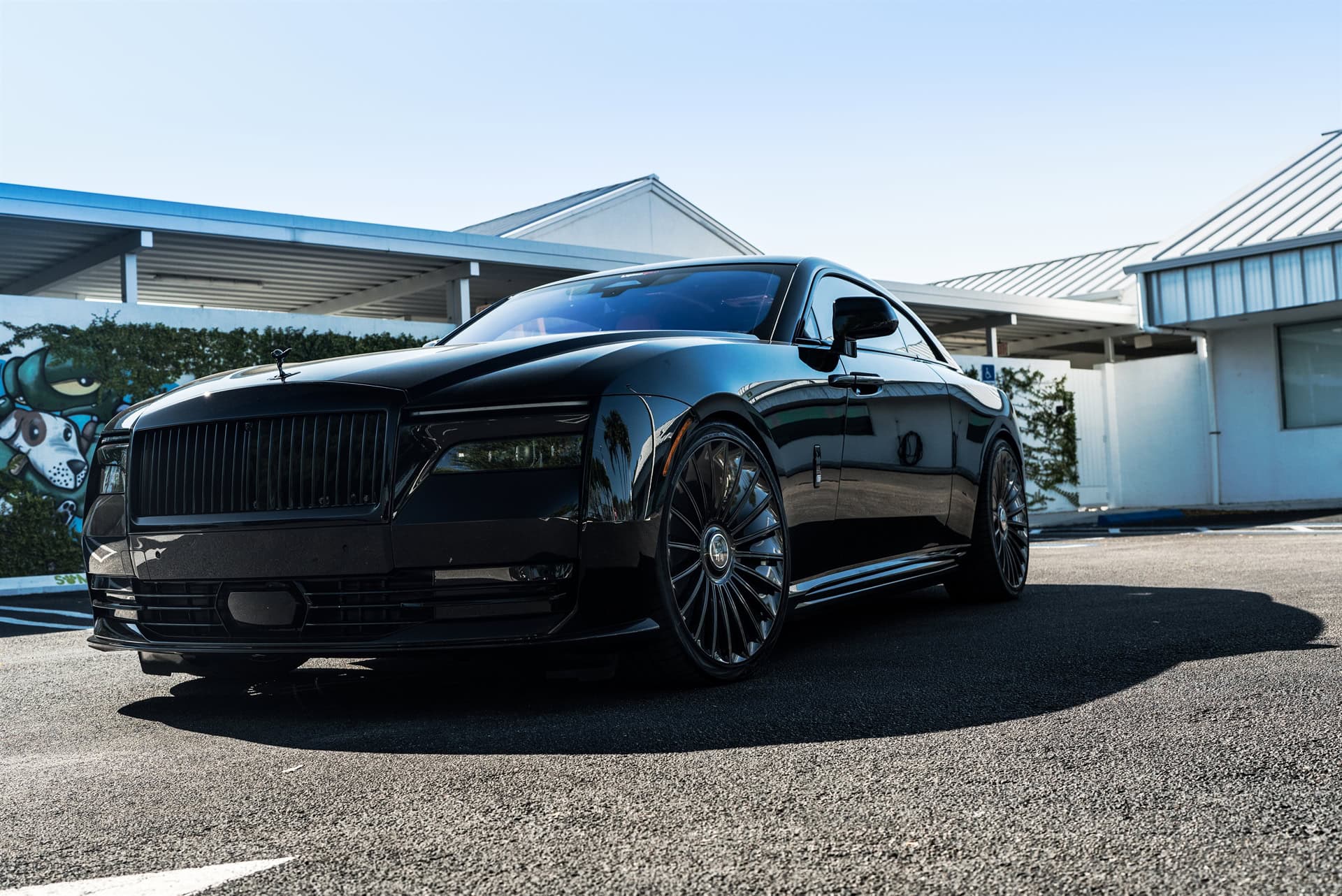 a Rolls Royce Spectre | 1886 G100